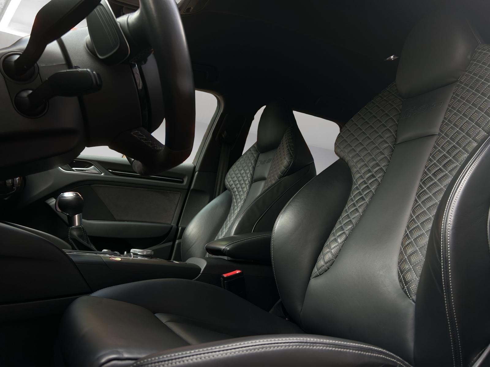 AUDI RS3 2.5 TSI quattro S-tronic-image-11