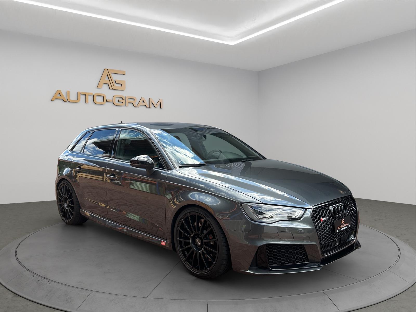 AUDI RS3 2.5 TSI quattro S-tronic-image-6