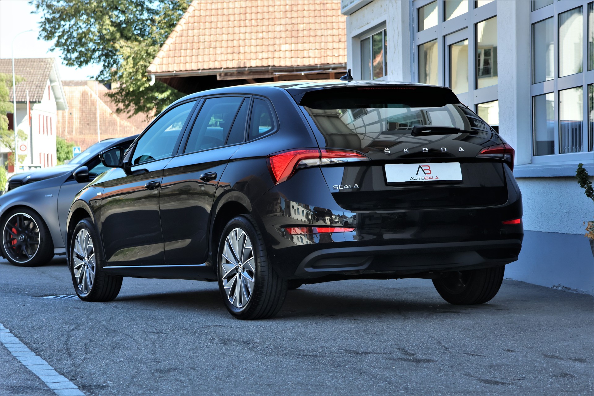 SKODA Scala 1.0 TSI Tour DSG (CH)-image-2