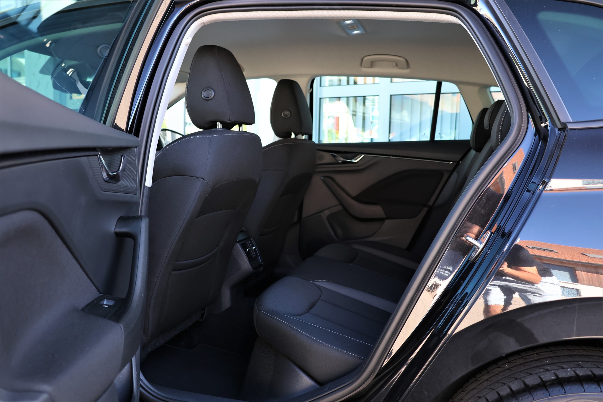 SKODA Scala 1.0 TSI Tour DSG (CH)-image-11