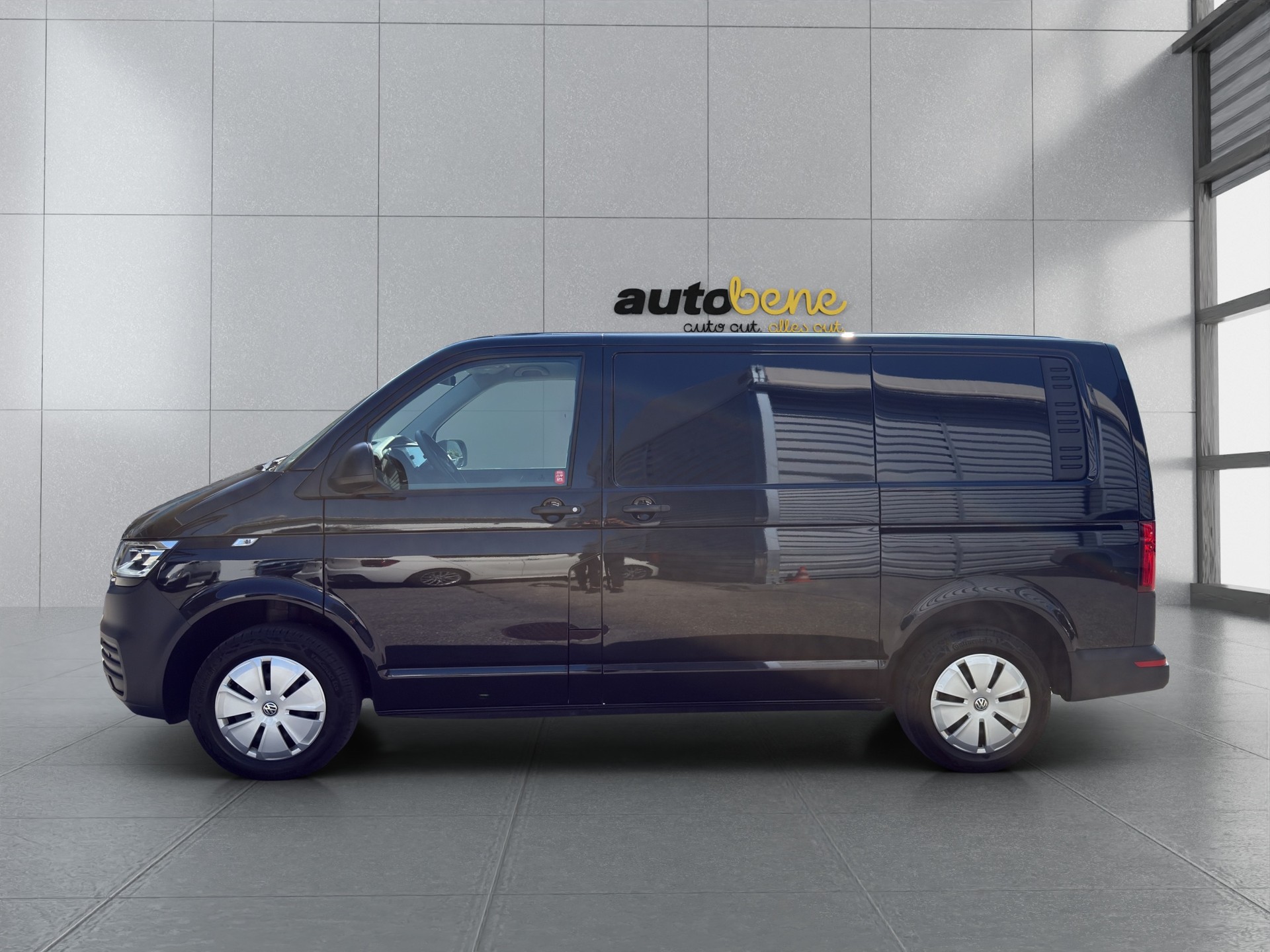 VW T6.1 2.0 TDI 4Motion DSG-image-5