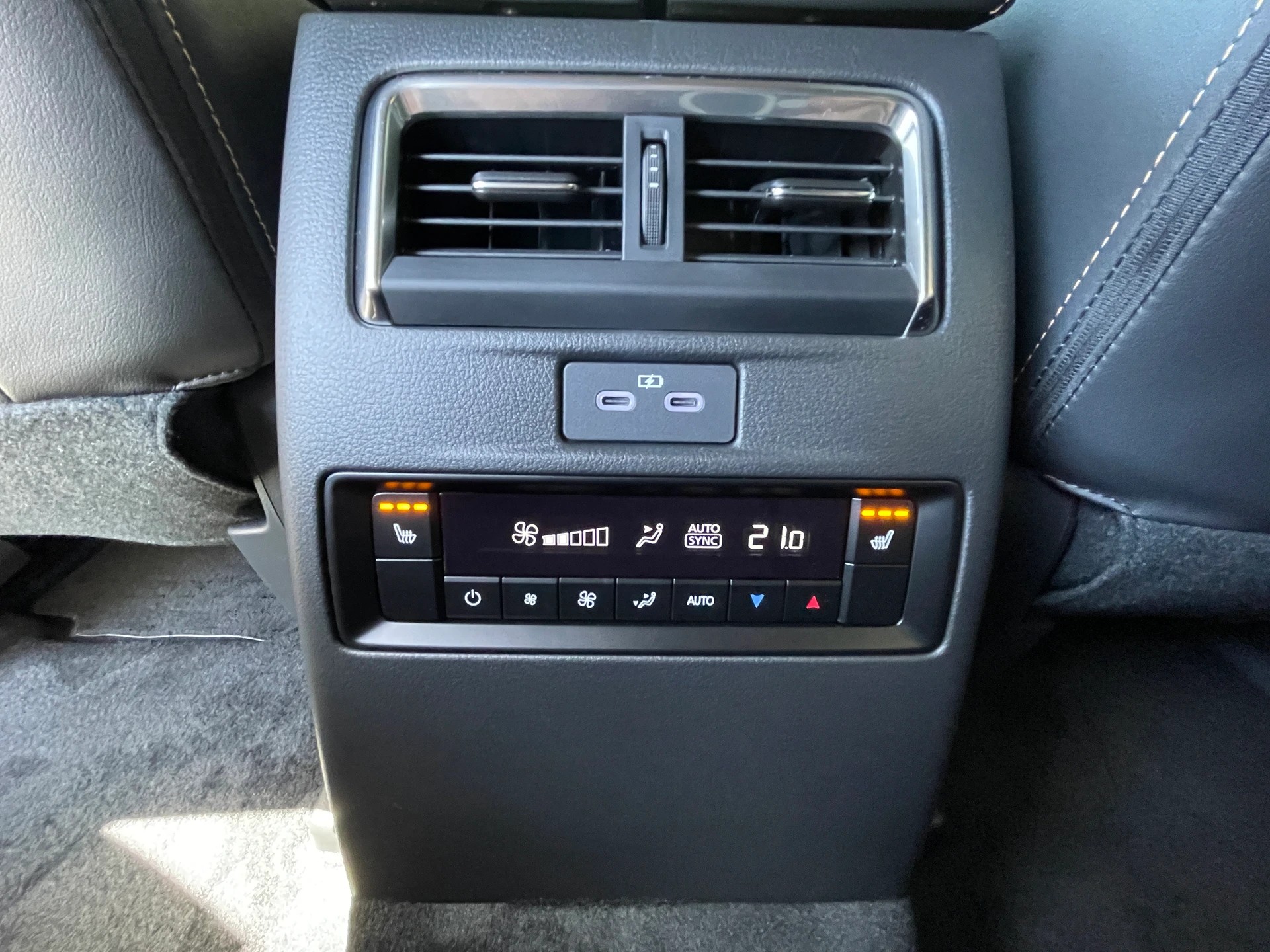 MAZDA CX-80 e-Skyactiv PHEV 327 AWD Homura-image-12