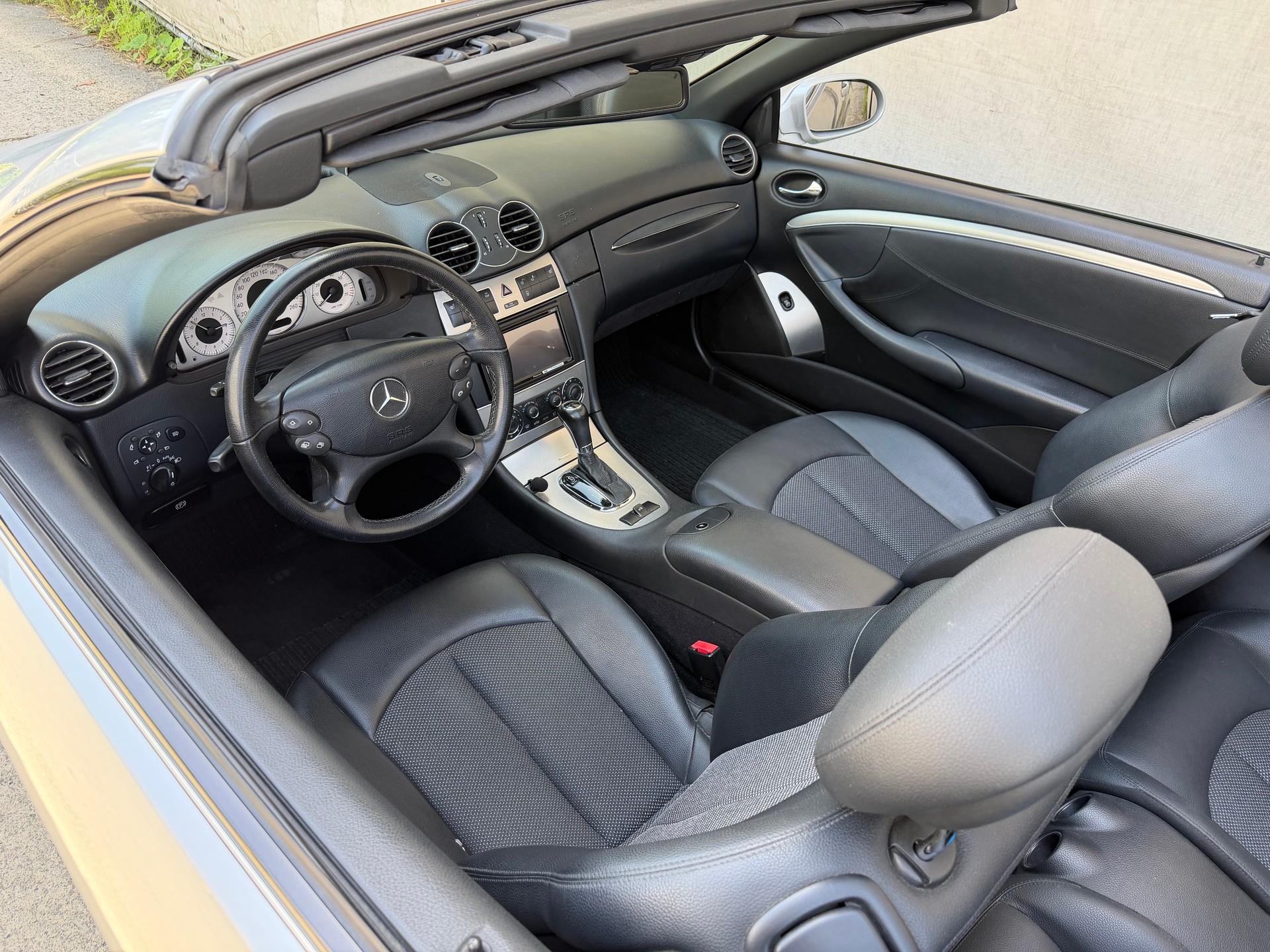 MERCEDES-BENZ Kompressor Cabrio Automat Avantgarde-image-8