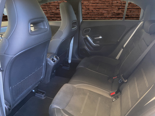 MERCEDES-BENZ A 220 4Matic 8G-DCT-image-13
