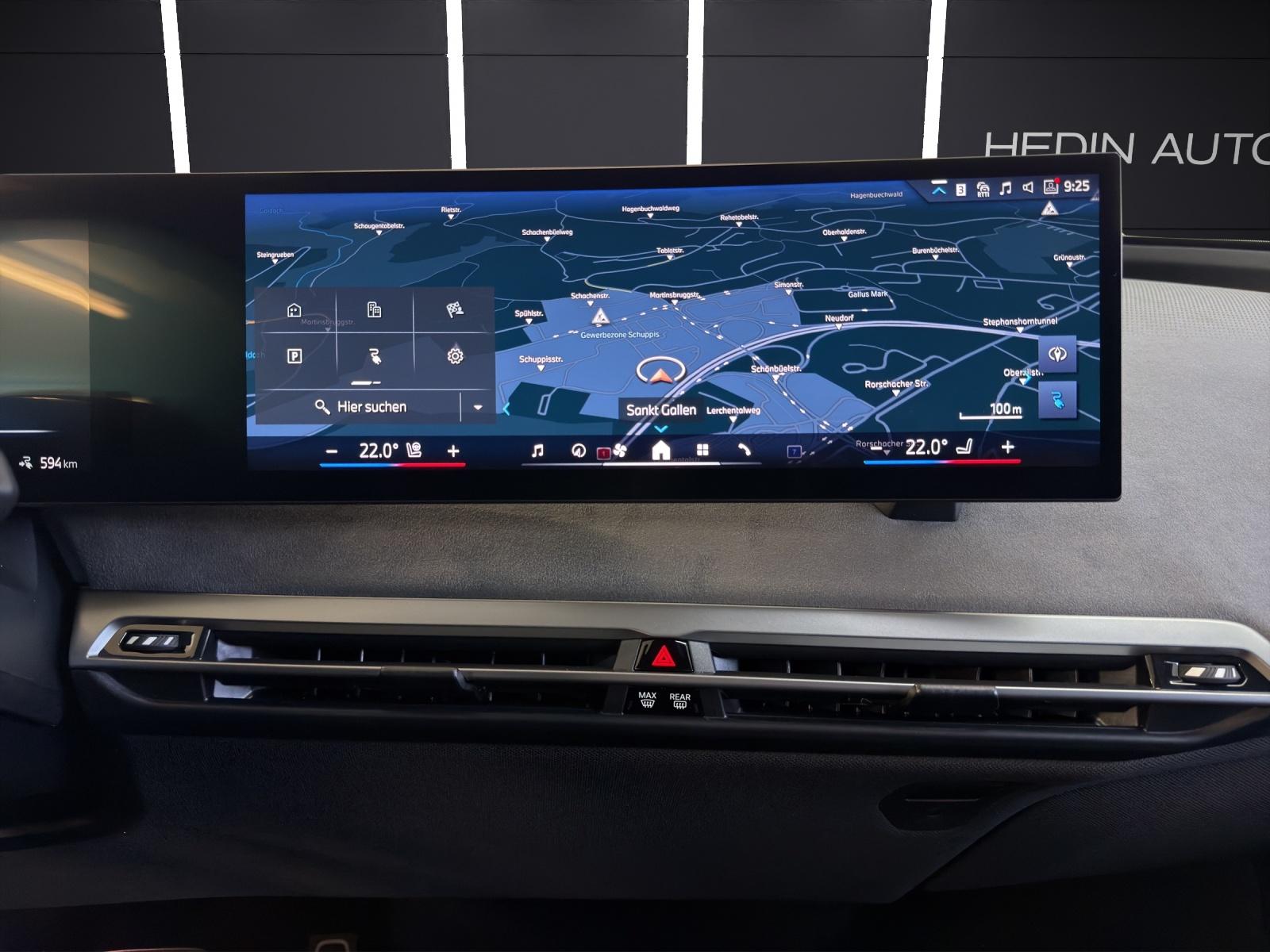 BMW iX xDrive60-image-21