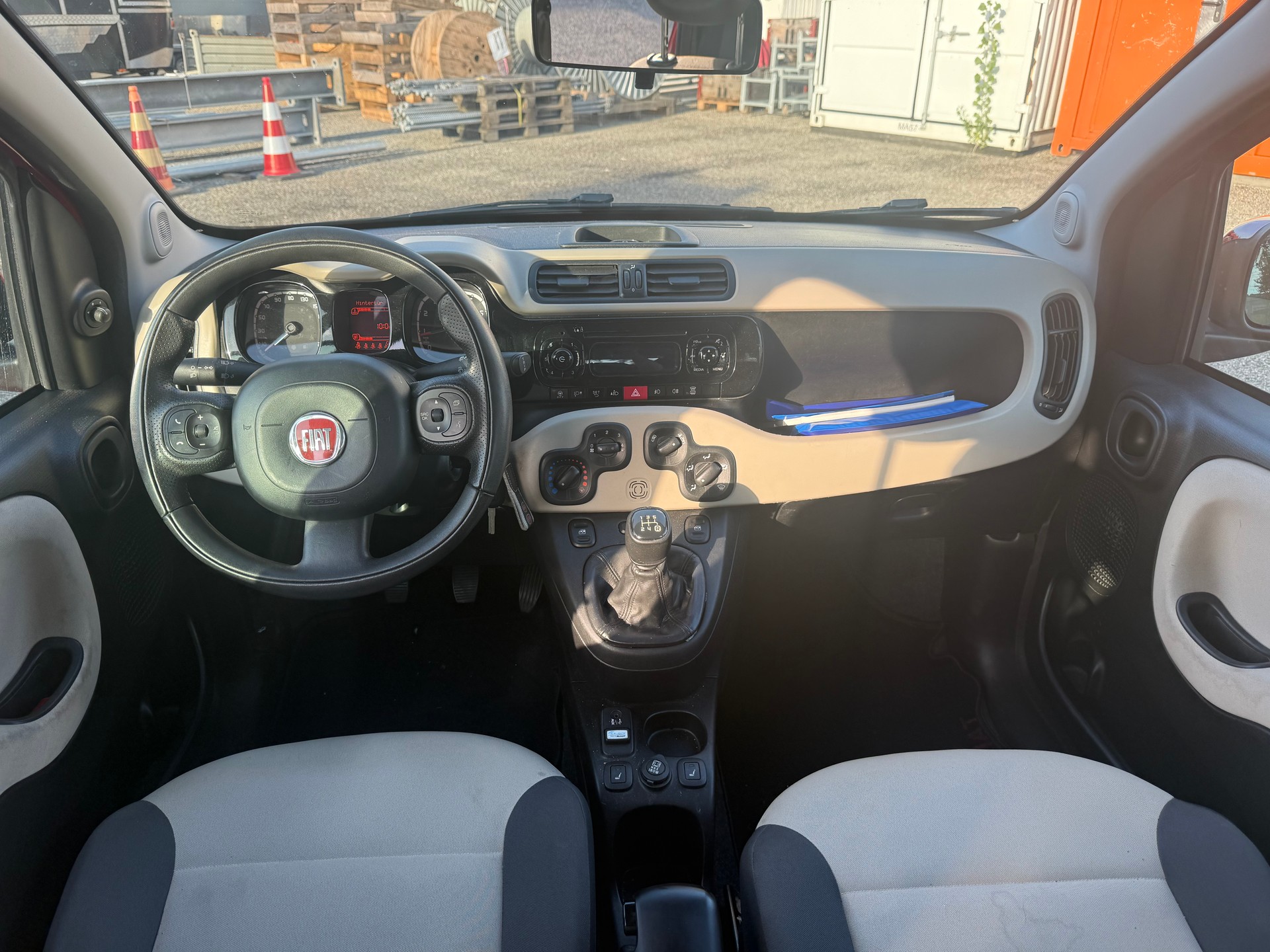 FIAT Panda 1.2 Lounge-image-3