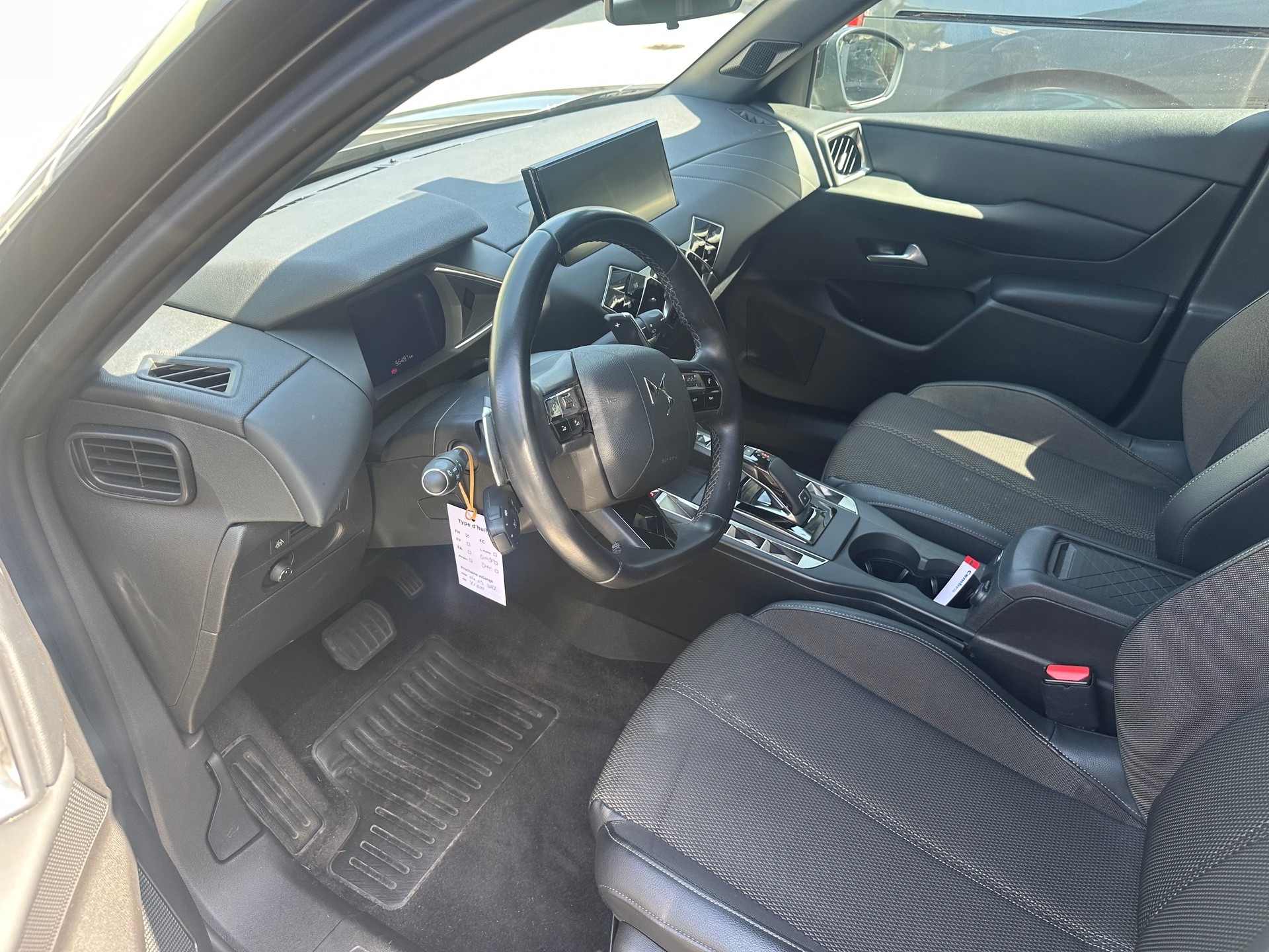 DS AUTOMOBILES DS 3 Crossback 1.2 PureTech Club EAT8-image-4