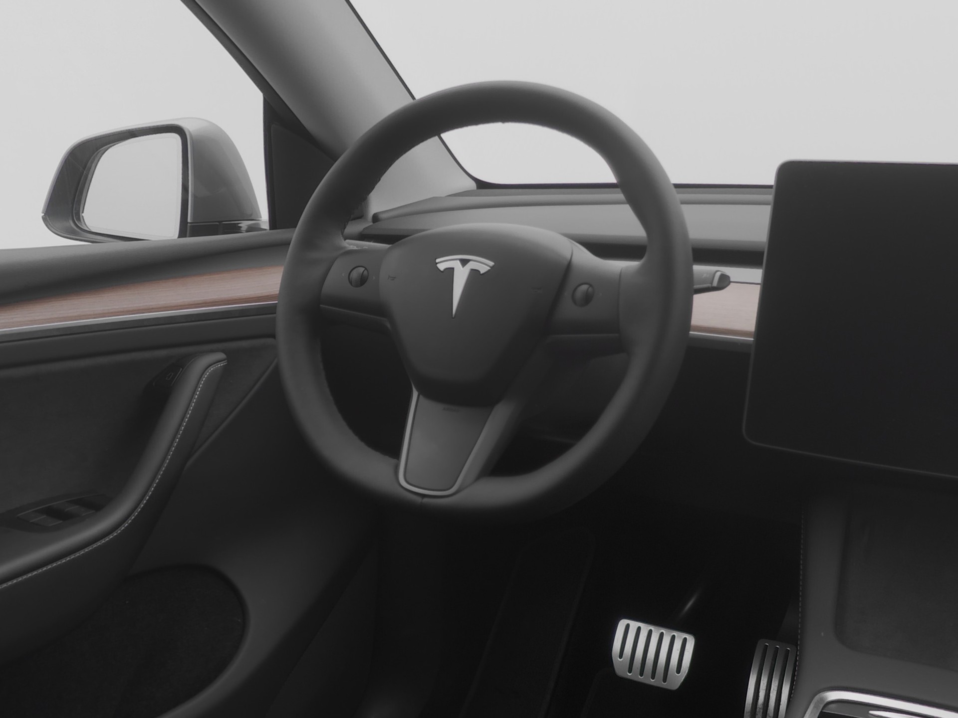 TESLA Model Y Performance-image-7