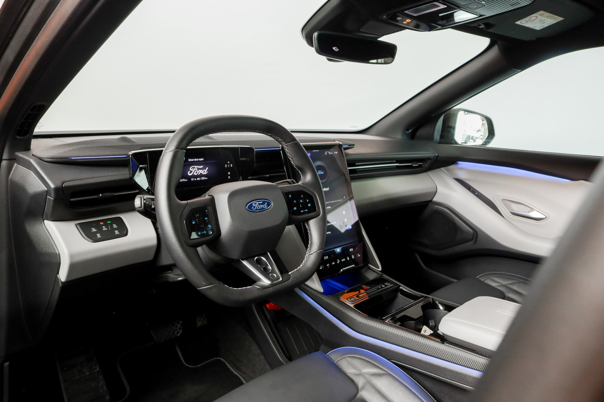 FORD Capri Elektro 77kWh Dual Extended Range Premium AWD Magnetic-image-10