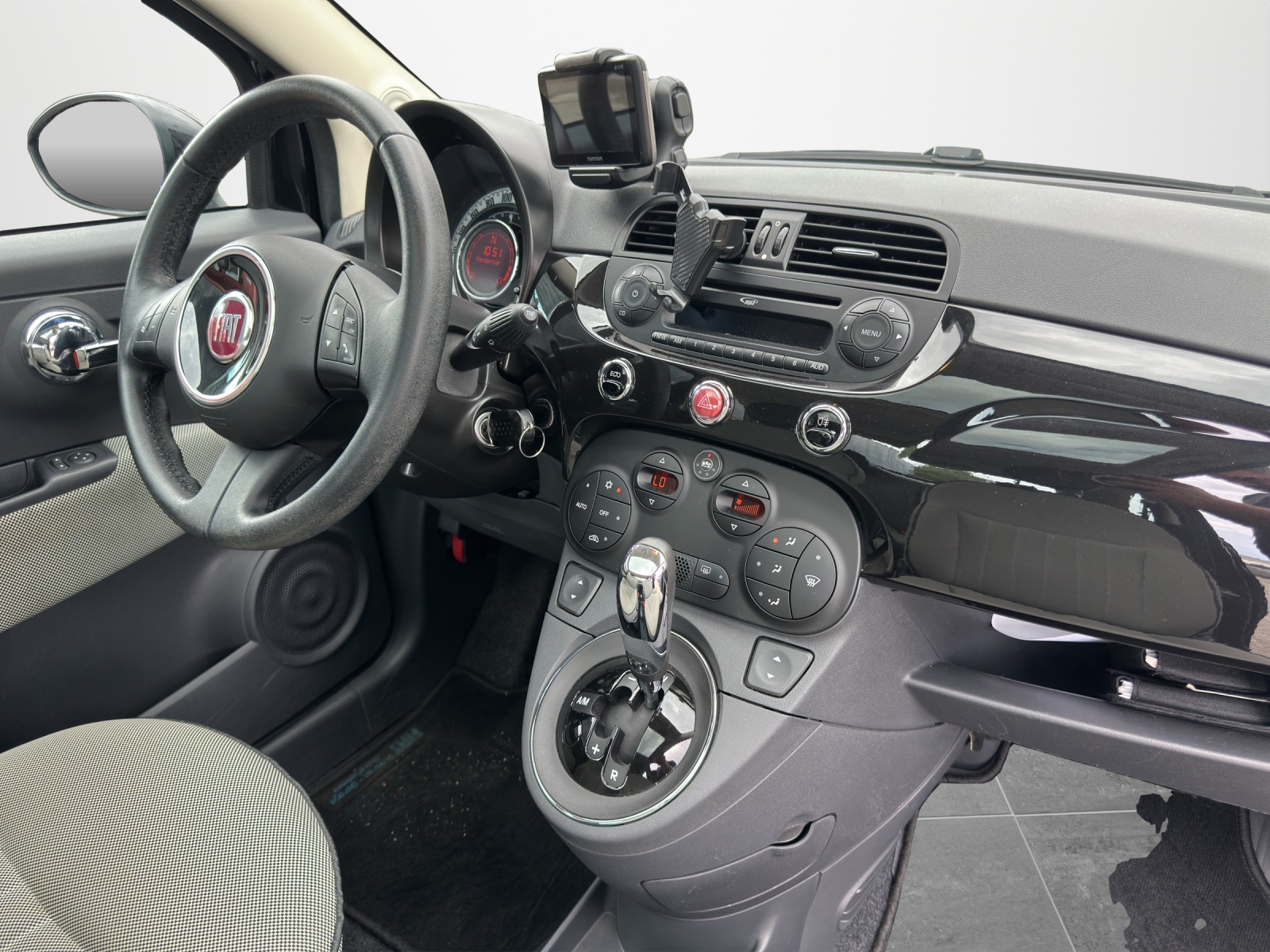 FIAT 500 0.9 Twinair Turbo Lounge Dualogic Benzin/Erdgas-image-13