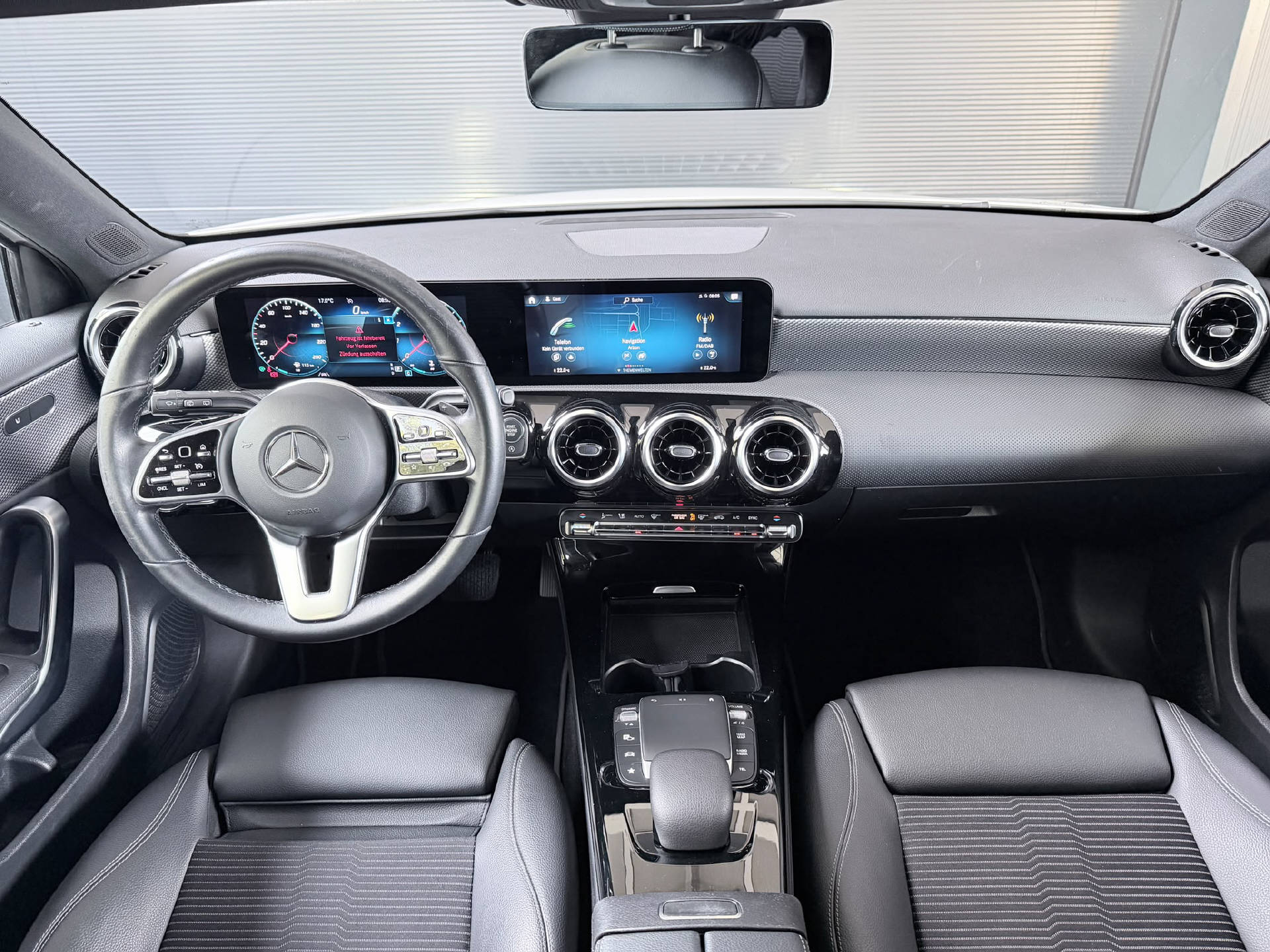 MERCEDES-BENZ A 180 Progressive-image-6