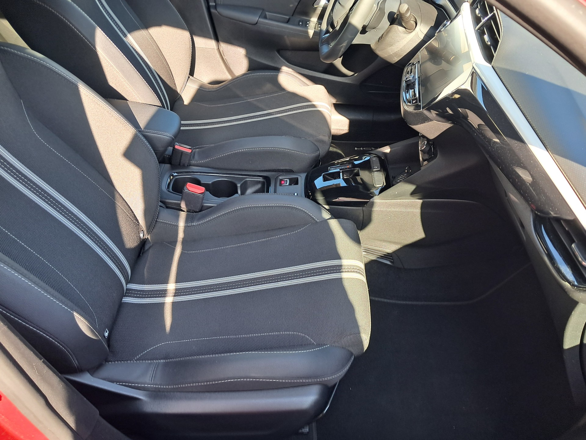 OPEL Corsa 1.2 MHEV GS Automat-image-9