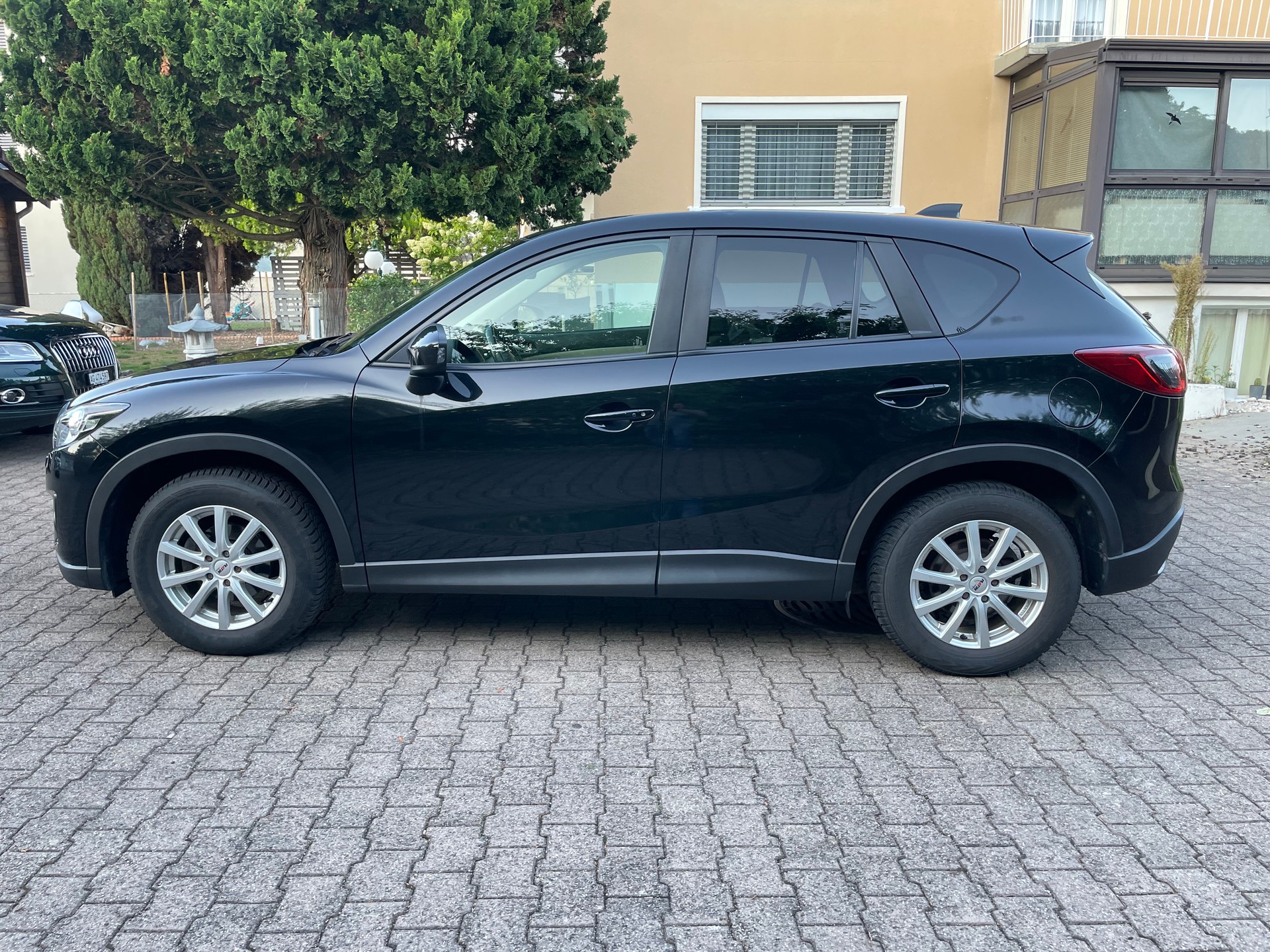 MAZDA CX-5 2.0 Revolution AWD Automatic-image-4