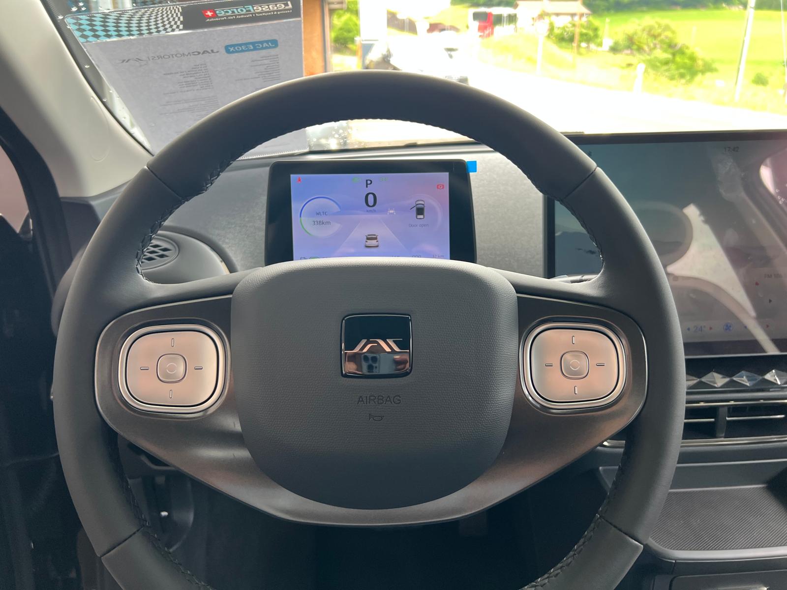 JAC E30X 46 kWh-image-4