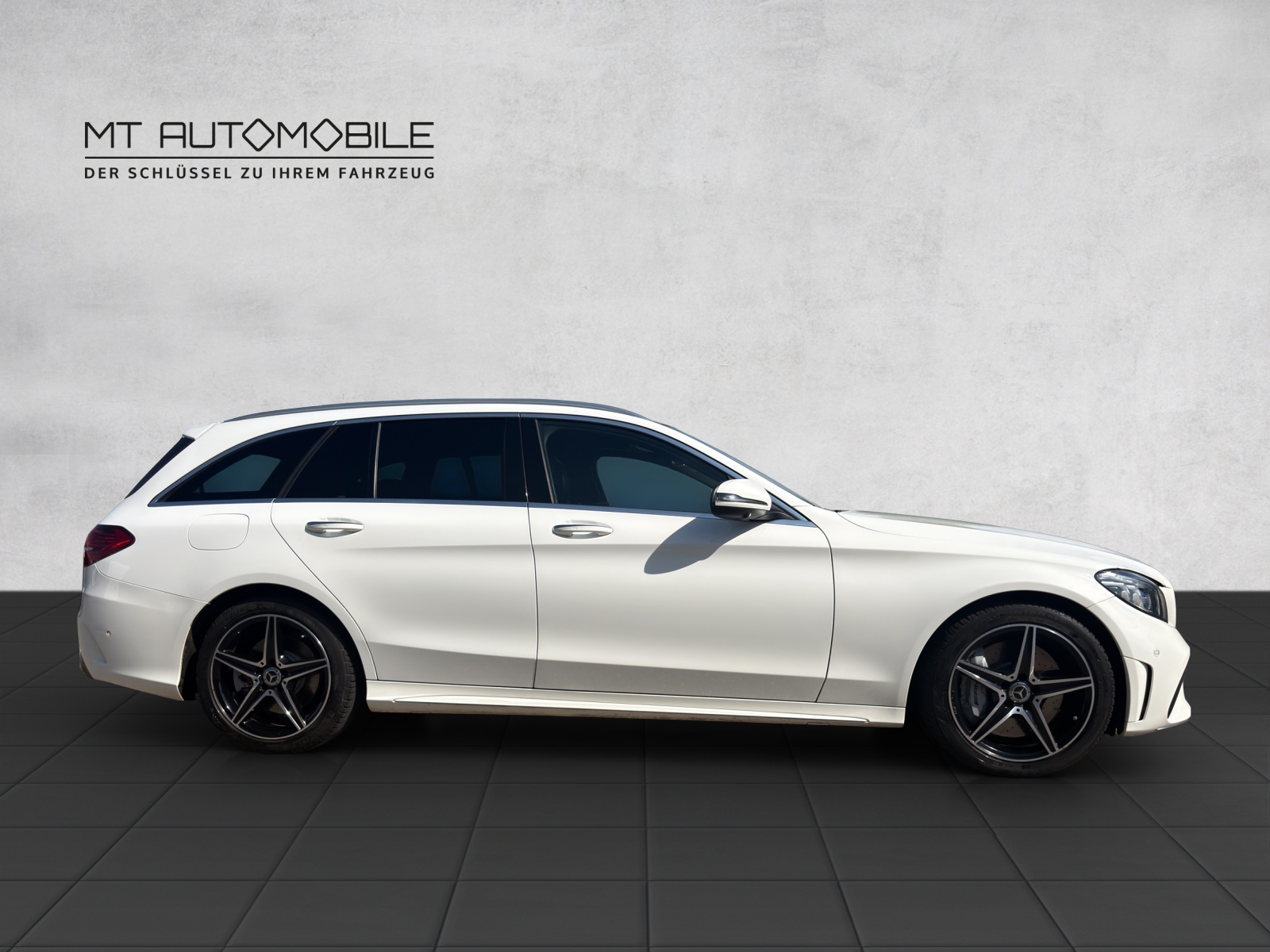 MERCEDES-BENZ C 43 AMG 4Matic 9G-Tronic-image-6