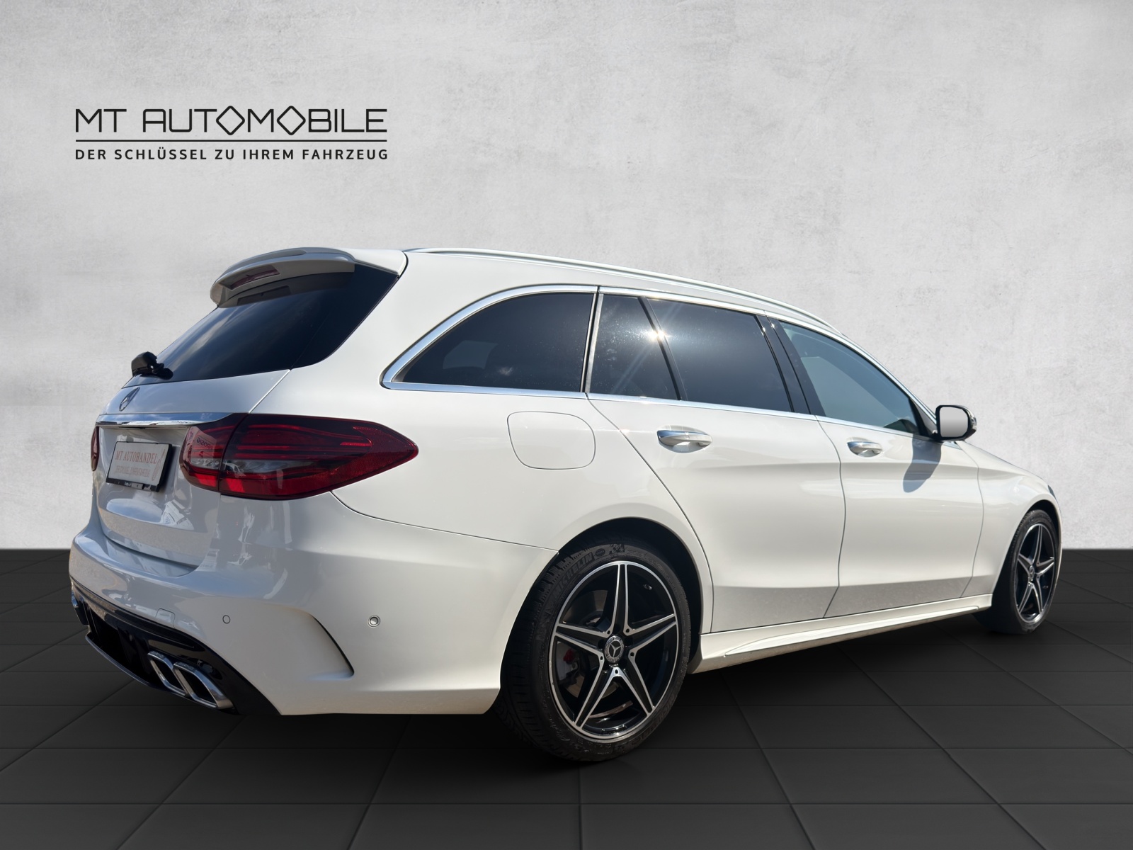 MERCEDES-BENZ C 43 AMG 4Matic 9G-Tronic-image-7