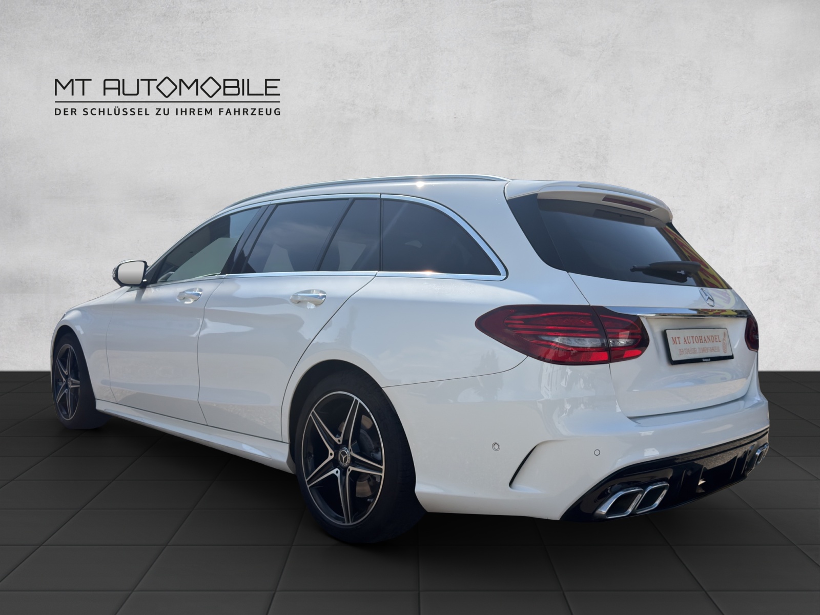MERCEDES-BENZ C 43 AMG 4Matic 9G-Tronic-image-3
