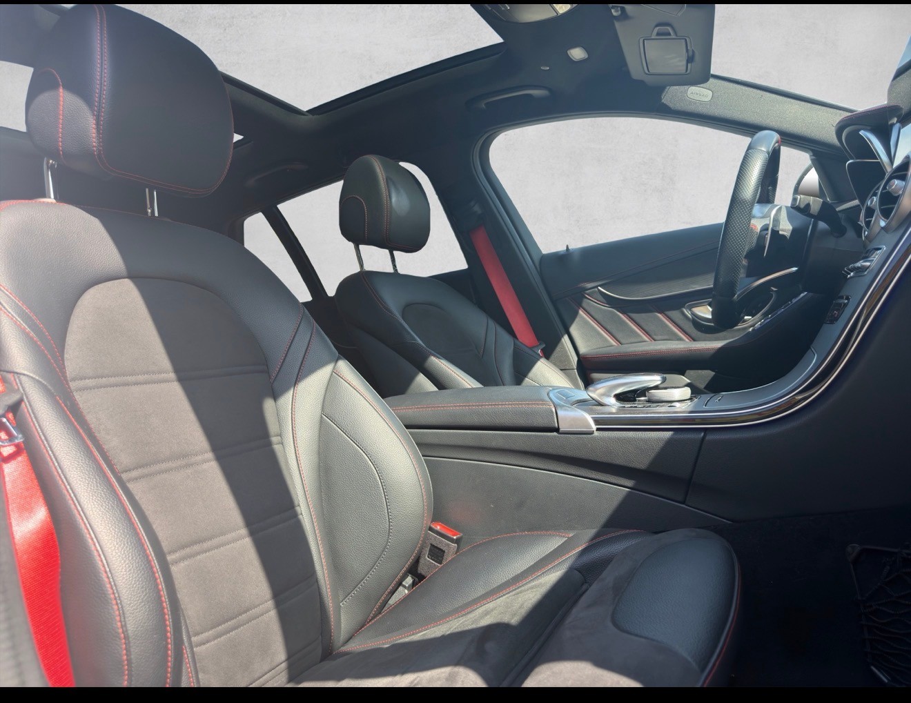 MERCEDES-BENZ C 43 AMG 4Matic 9G-Tronic-image-10
