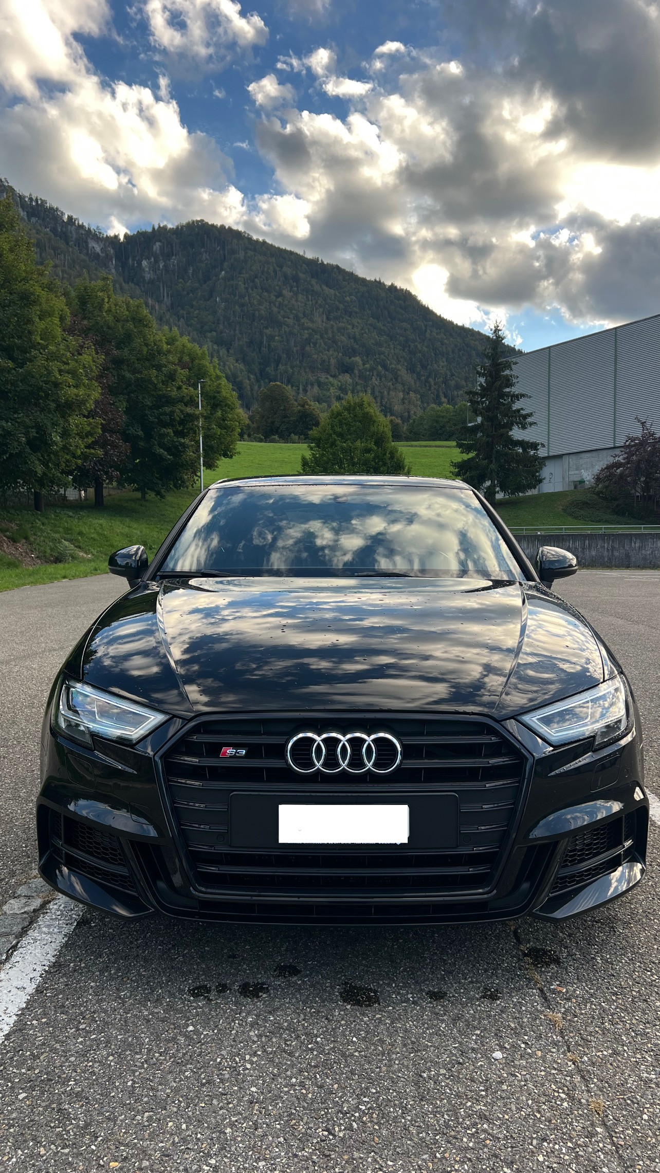 AUDI 2.0 T FSI quattro S-Tronic-image-1