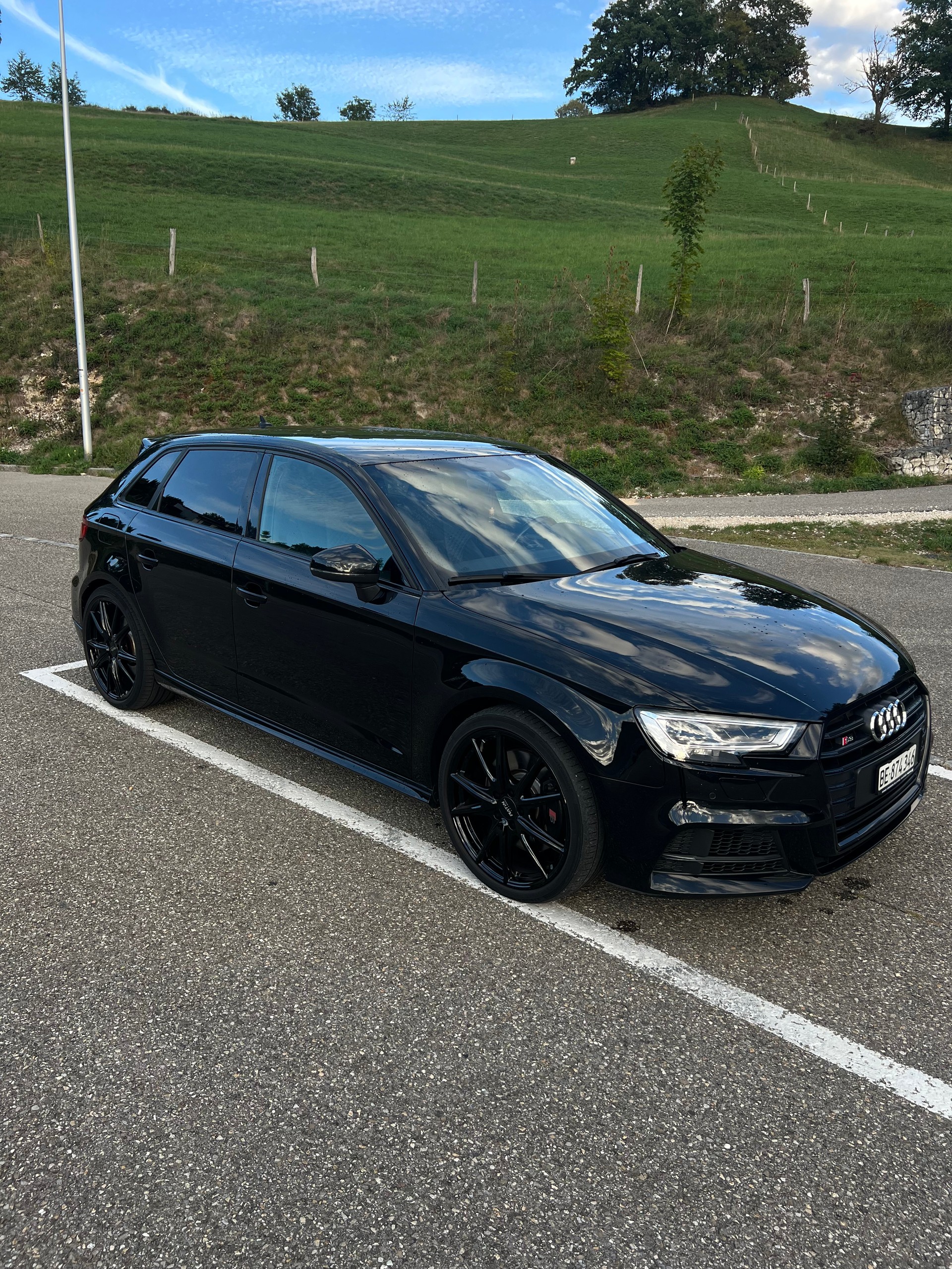 AUDI 2.0 T FSI quattro S-Tronic-image-0