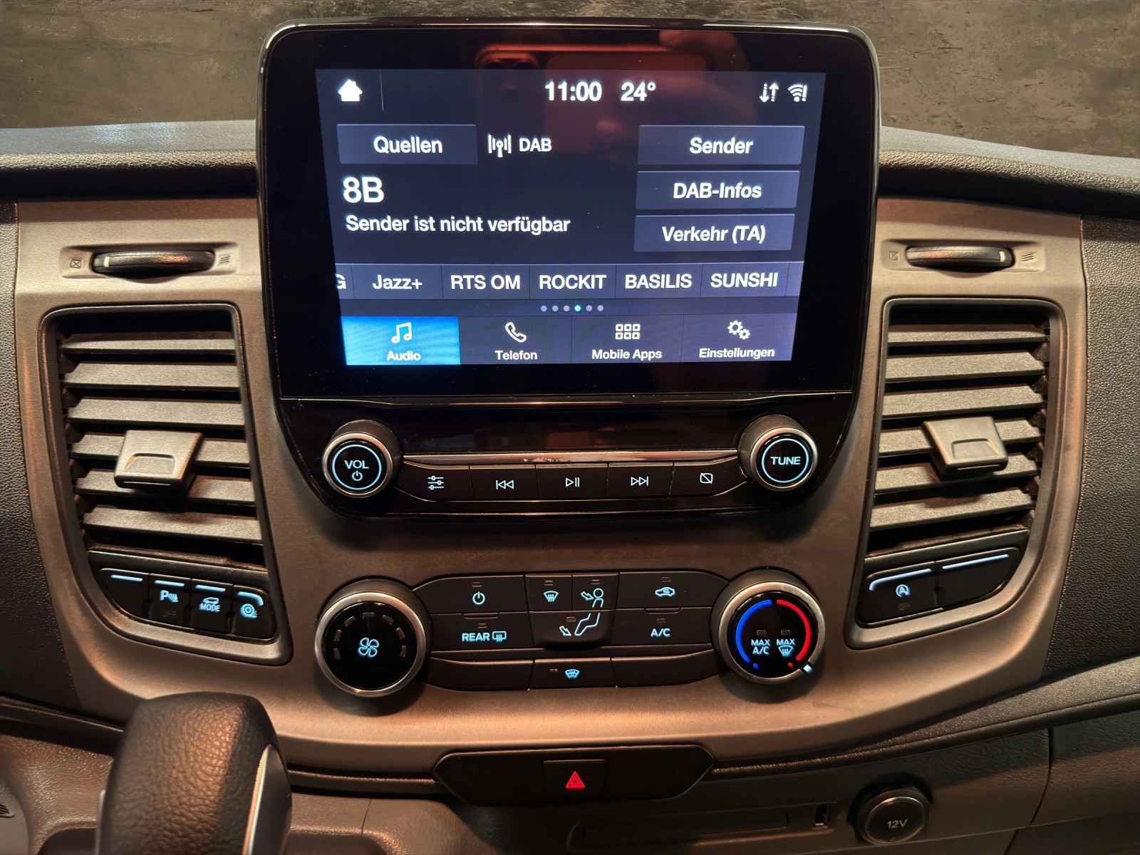 FORD Transit Custom 320 L1H1 Trend A-image-11