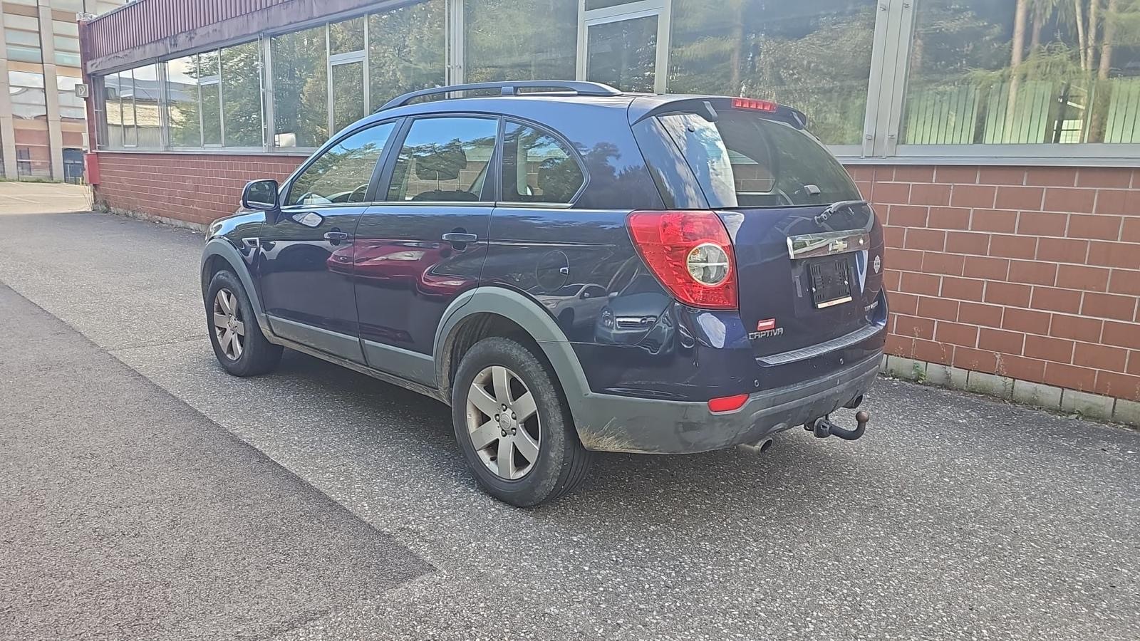 CHEVROLET Captiva 2.2 VCDi LT 4WD-image-1