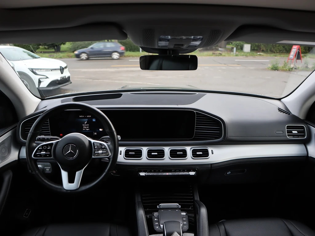 MERCEDES-BENZ GLE 350 de 4Matic 9G-Tronic ** NP 100'600.– ** SOH 95,8% ** Panorama ** 360° ** Burmester ** HUD **-image-10