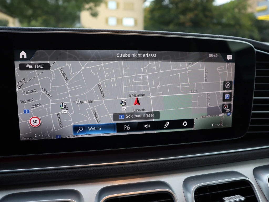 MERCEDES-BENZ GLE 350 de 4Matic 9G-Tronic ** NP 100'600.– ** SOH 95,8% ** Panorama ** 360° ** Burmester ** HUD **-image-8