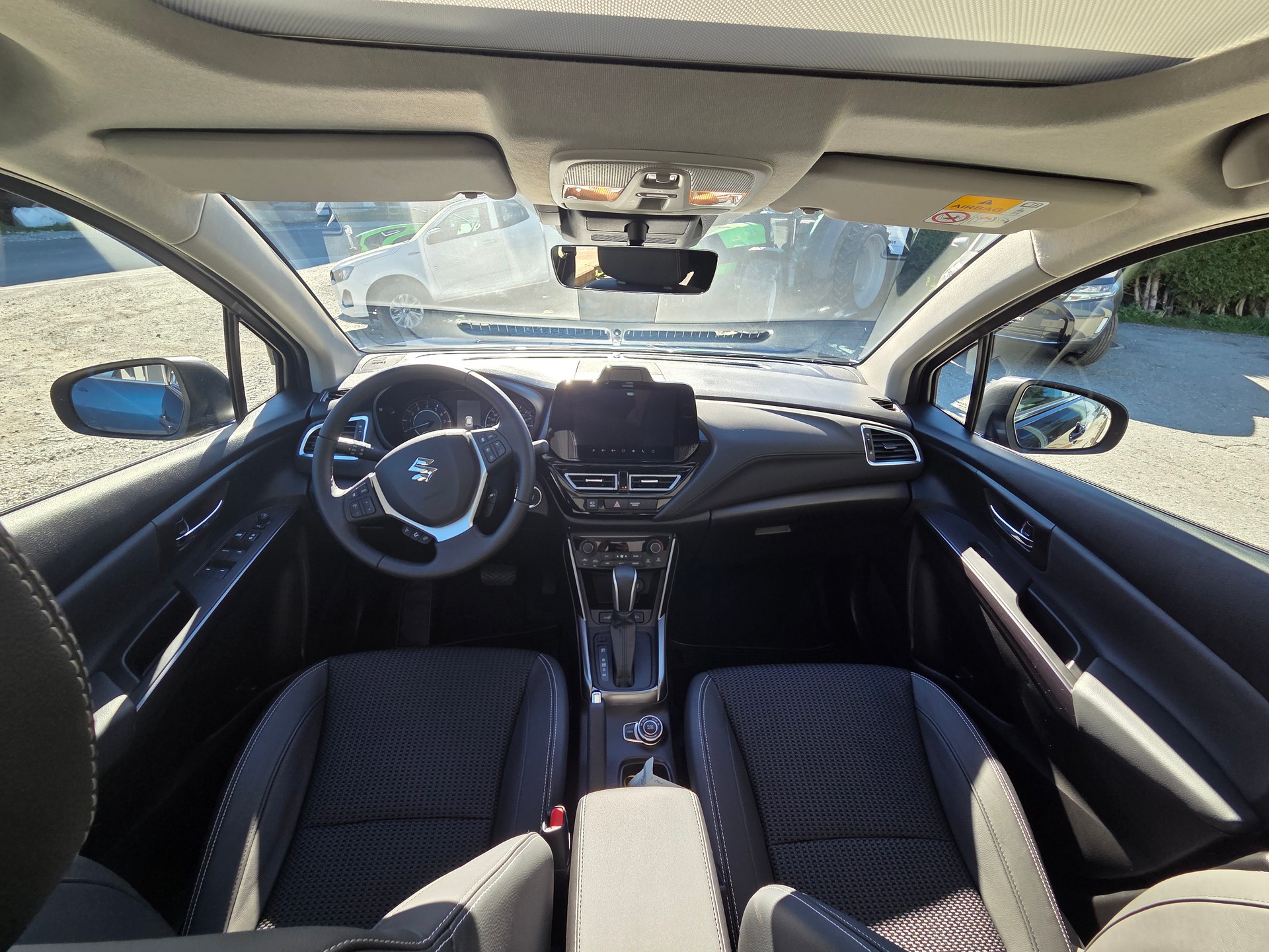 SUZUKI S-Cross 1.4 16V Compact Top MHD 4WD Automatic-image-6