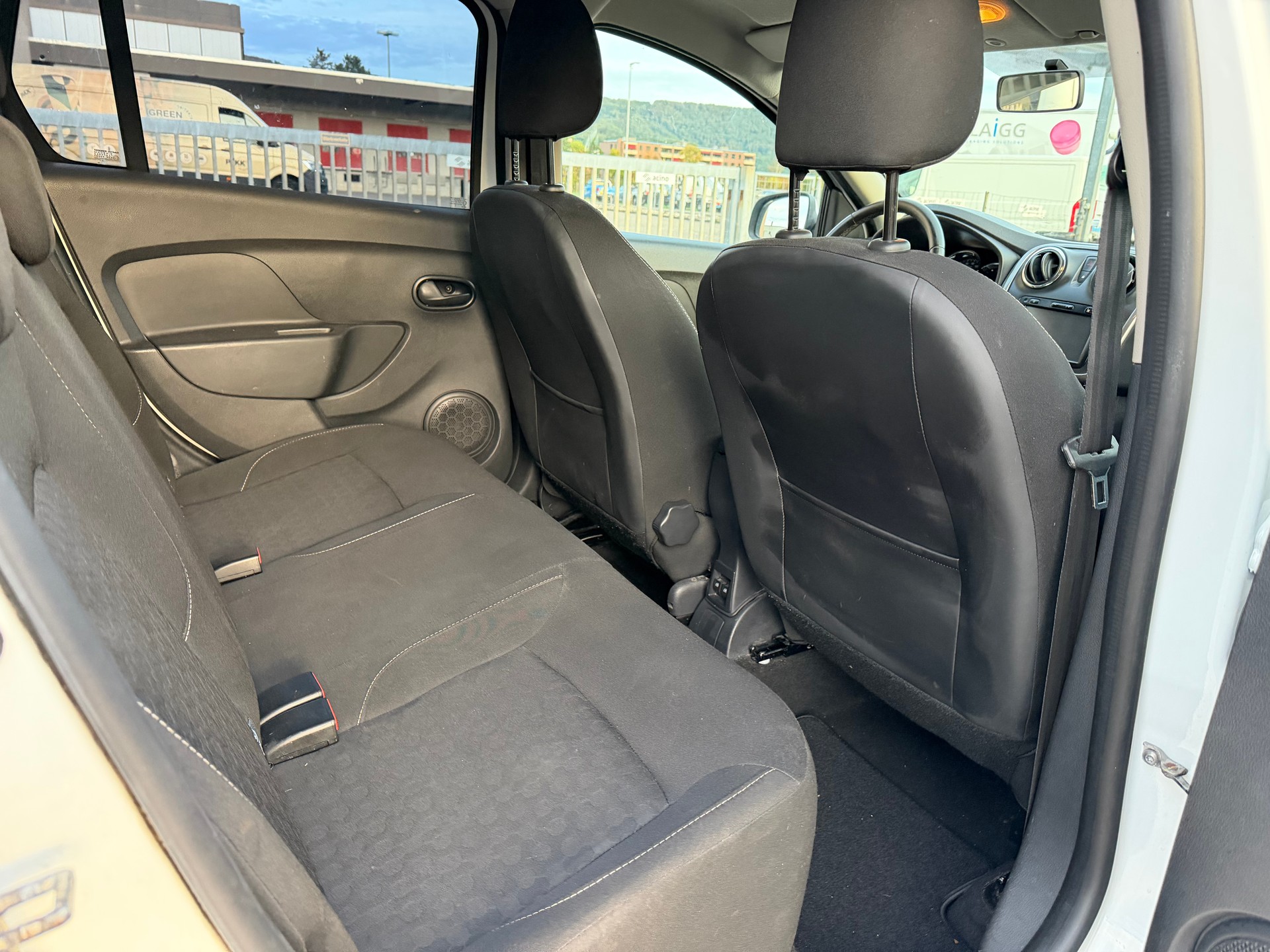 DACIA Logan MCV 0.9 Ambiance Automatic-image-7