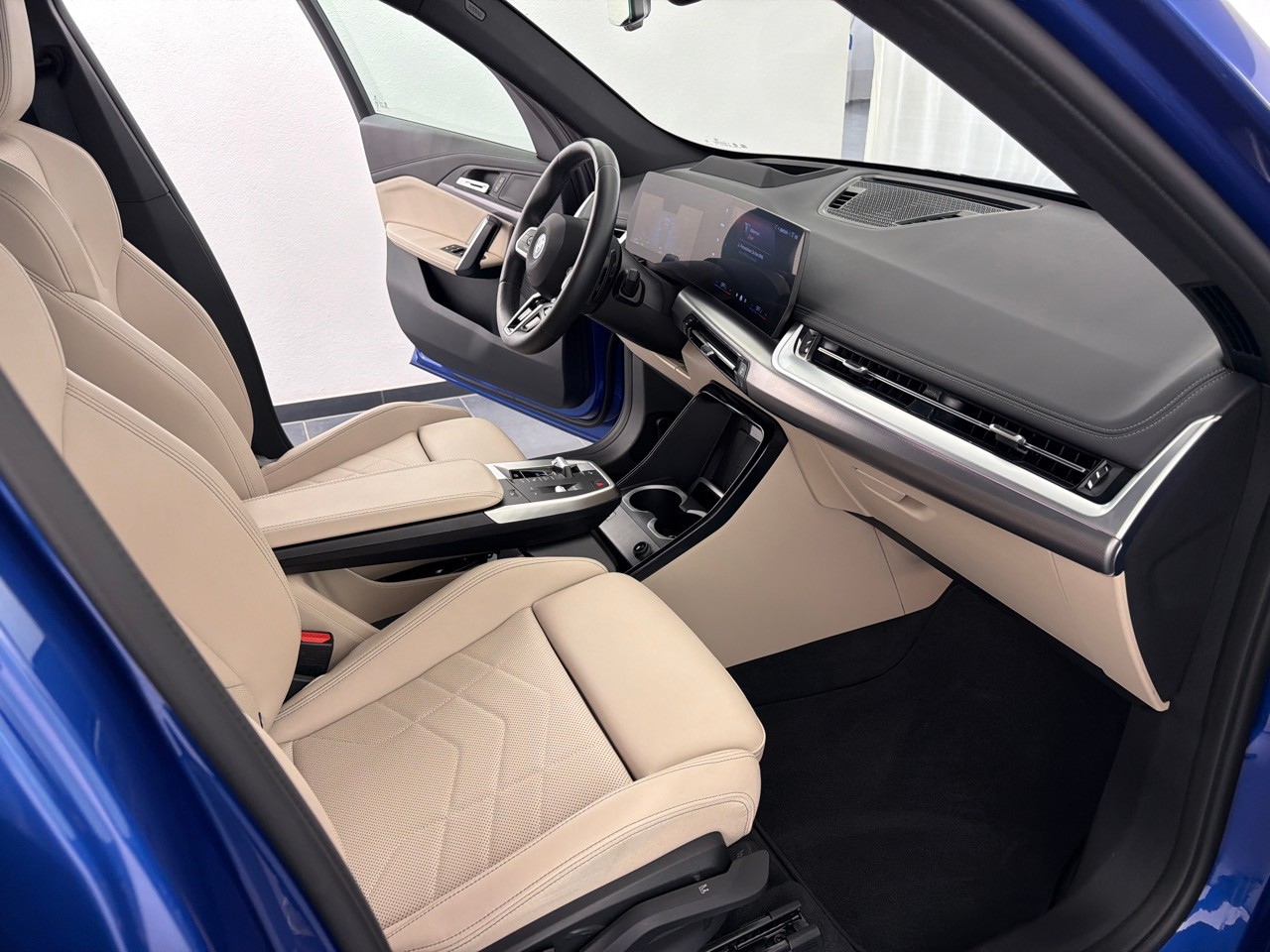 BMW X1 xDrive 25e M Sport-image-8