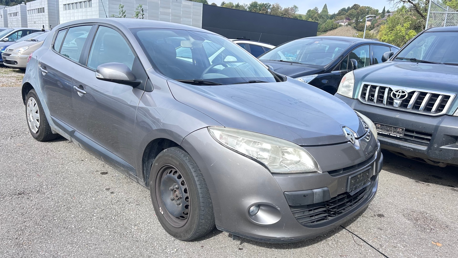 RENAULT Mégane 1.6 16V Dynamique-image-0