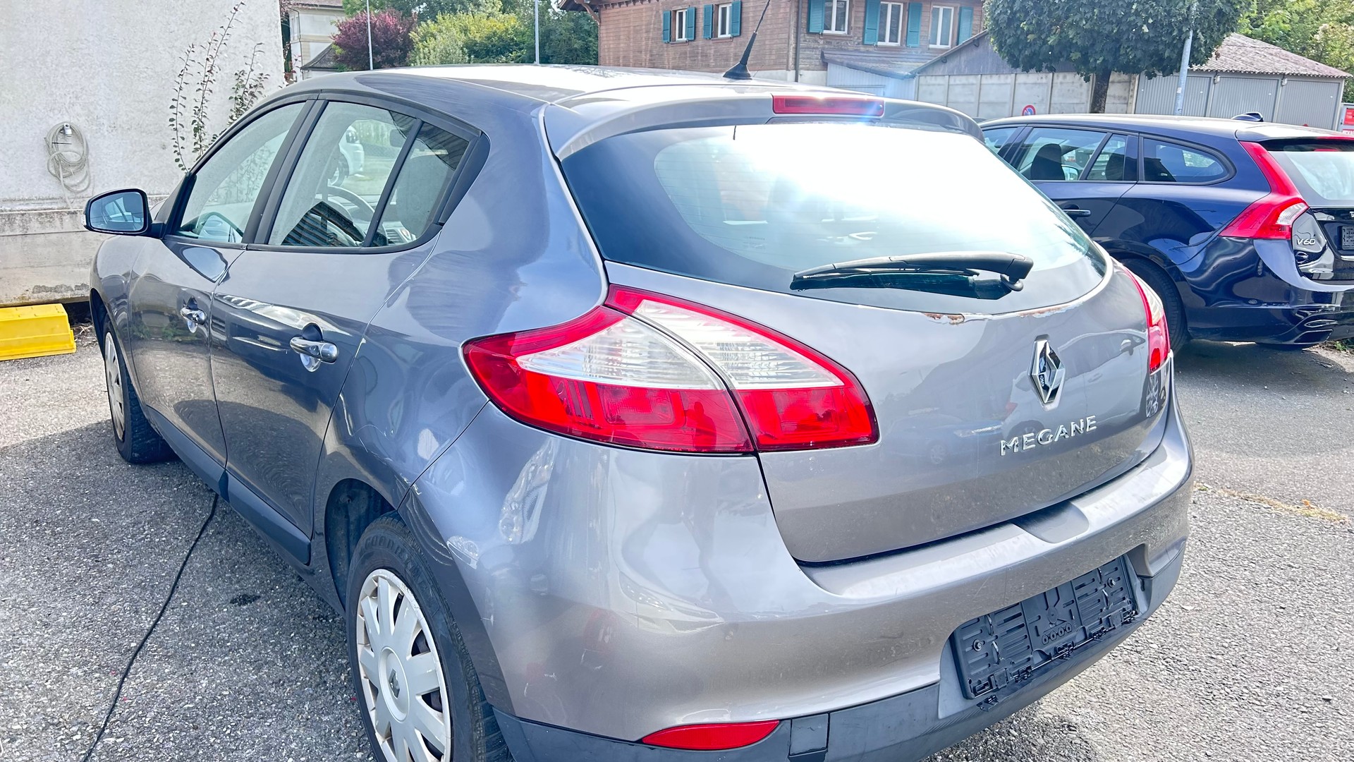 RENAULT Mégane 1.6 16V Dynamique-image-3