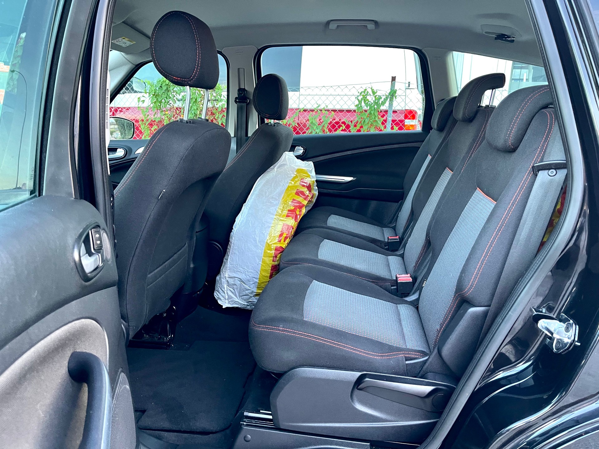 FORD S-Max 2.0 TDCi TitaniumS PowerShift-image-27