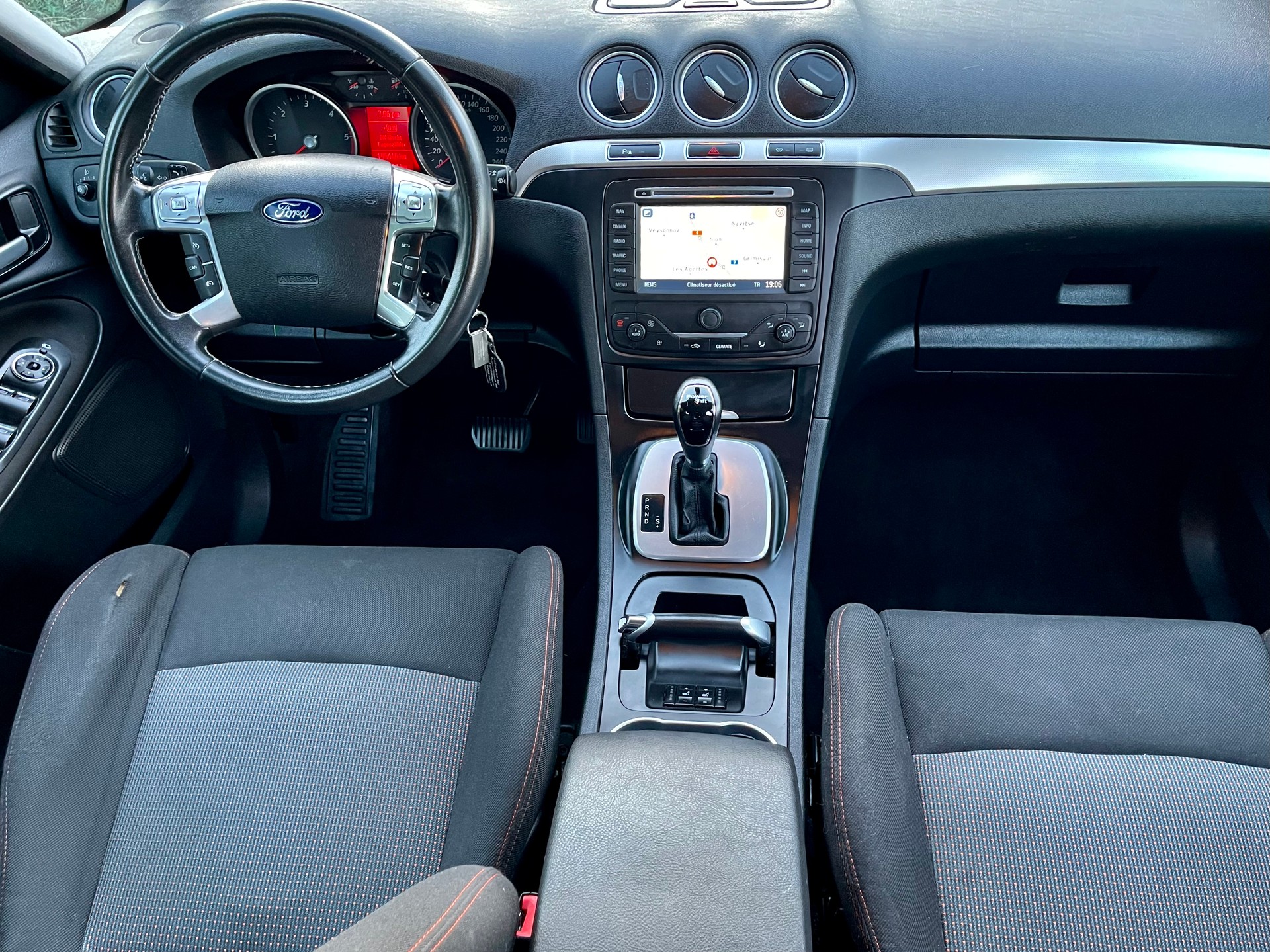 FORD S-Max 2.0 TDCi TitaniumS PowerShift-image-1