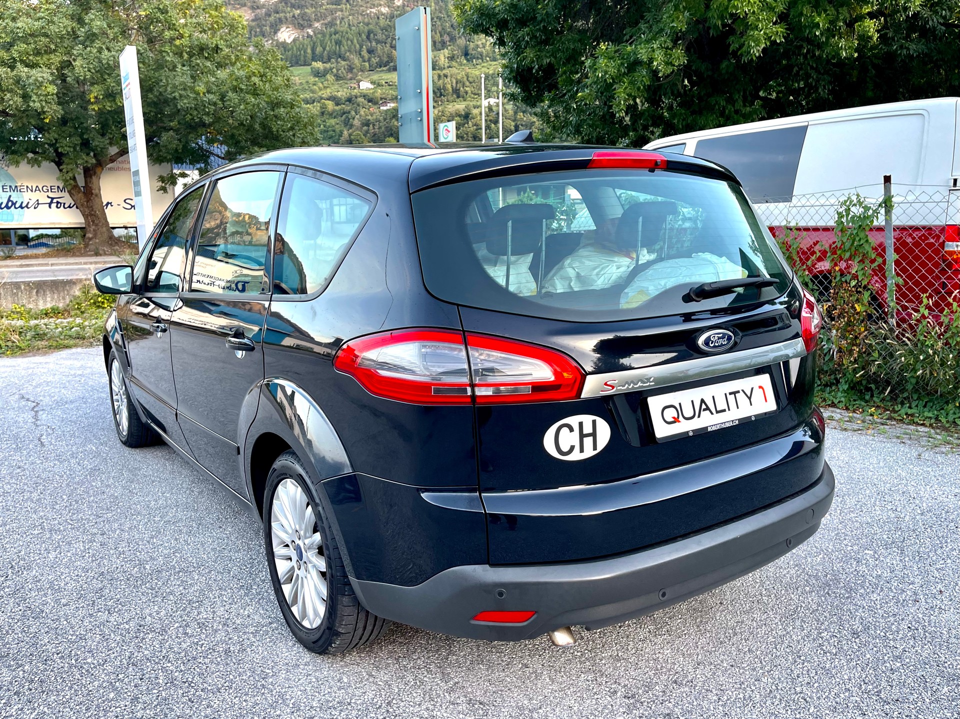 FORD S-Max 2.0 TDCi TitaniumS PowerShift-image-6