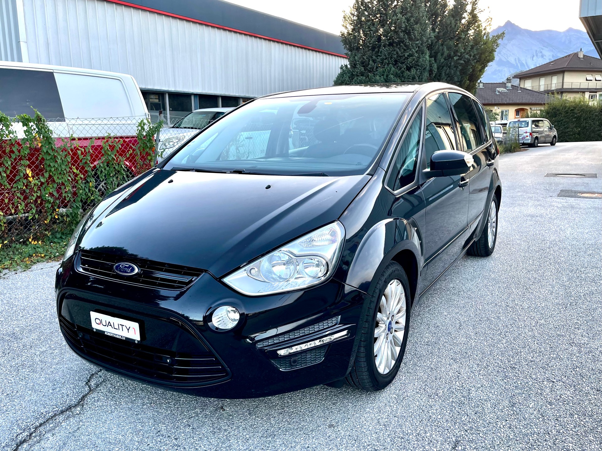 FORD S-Max 2.0 TDCi TitaniumS PowerShift-image-3