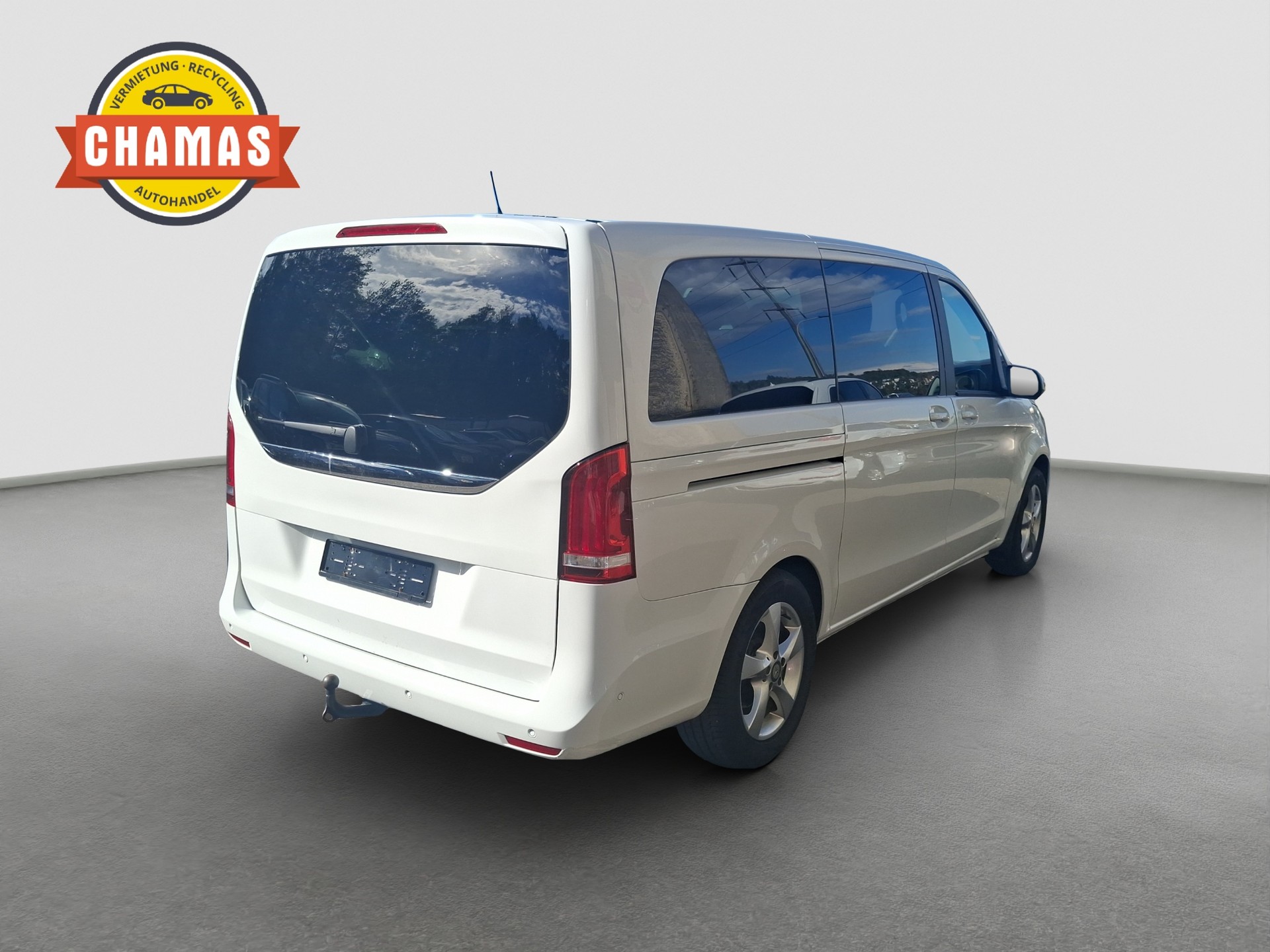 MERCEDES-BENZ V 250 d lang 4Matic 7G-Tronic-image-3