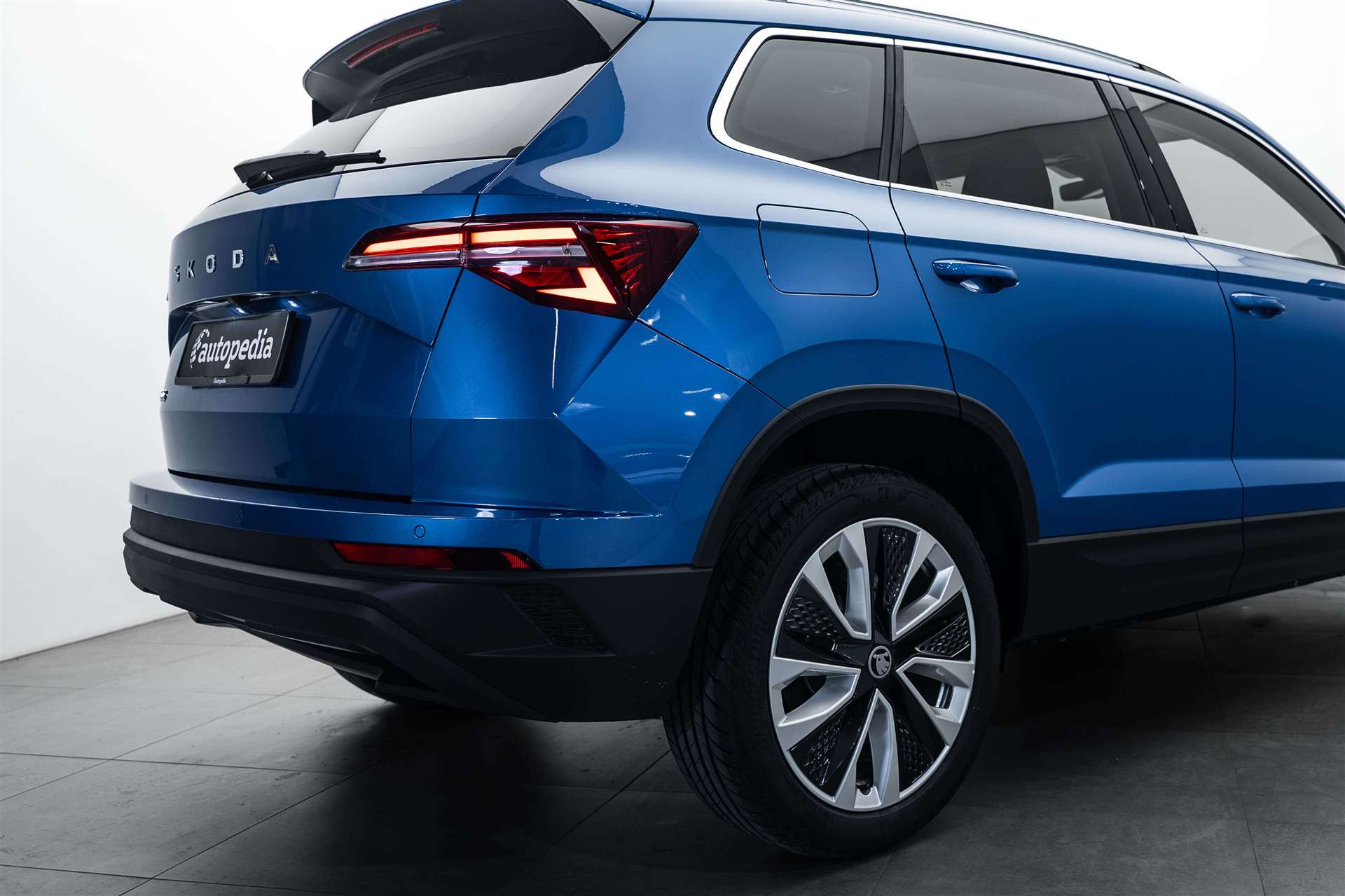 SKODA SKODA Karoq 1.5 TSi Selection DSG-Automat-image-3