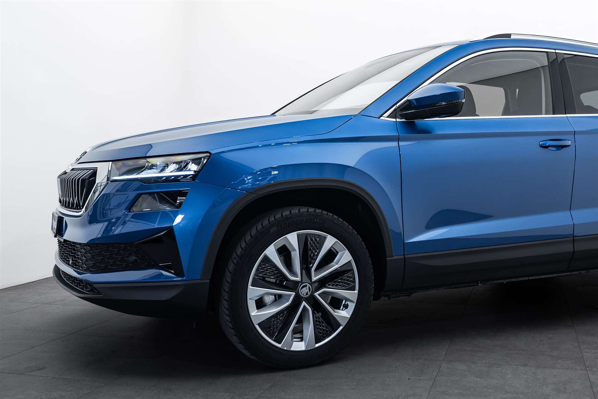 SKODA SKODA Karoq 1.5 TSi Selection DSG-Automat-image-1
