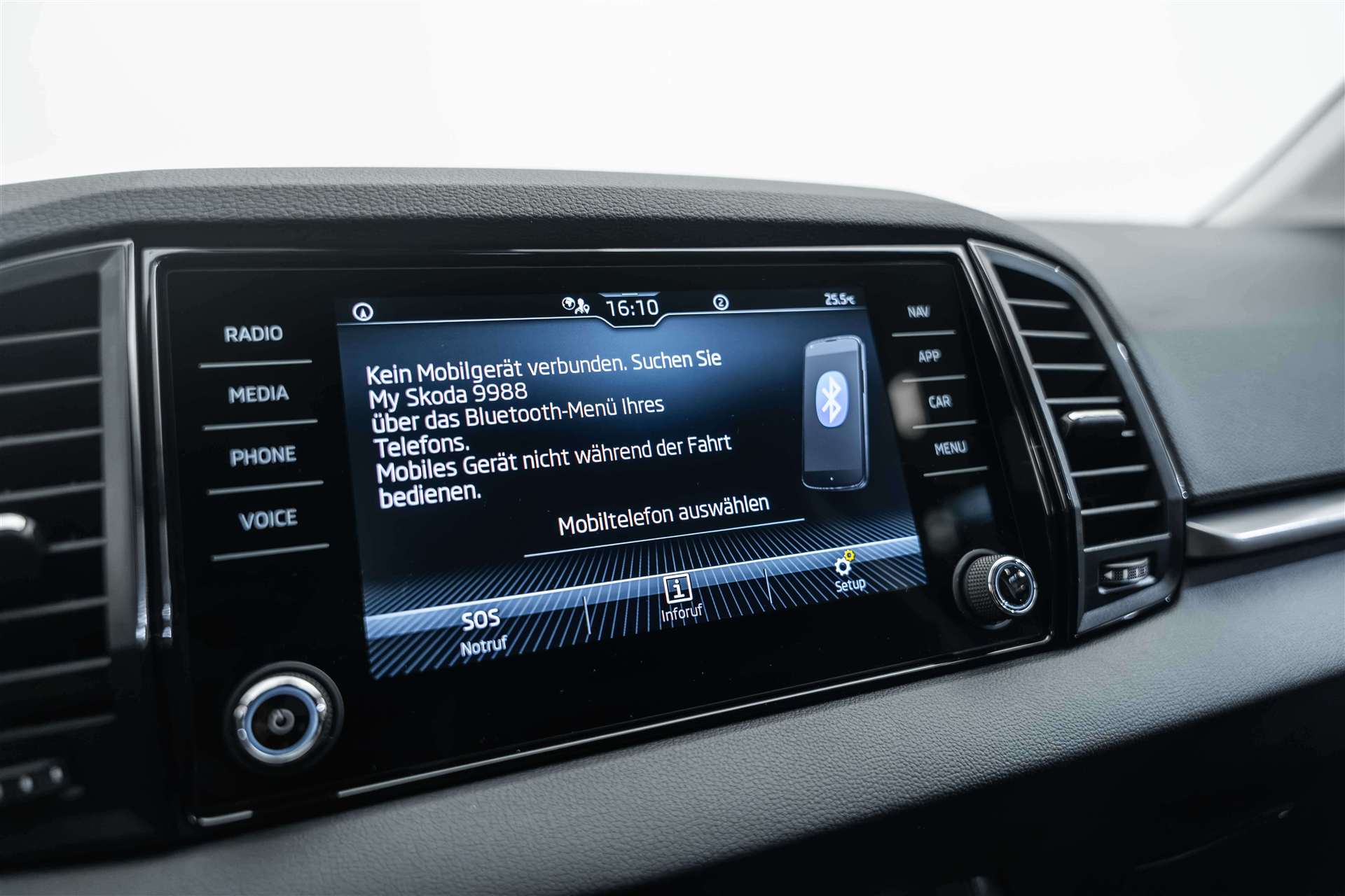 SKODA SKODA Karoq 1.5 TSi Selection DSG-Automat-image-23