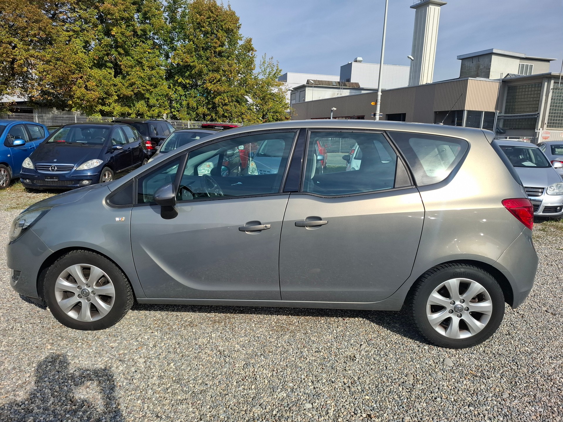 OPEL Meriva 1.4 Turbo Cosmo Automatic-image-3