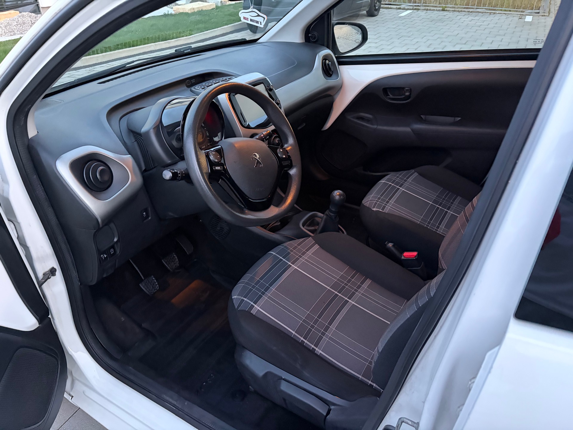 PEUGEOT 1.0 PureTech Active Top S/S-image-5
