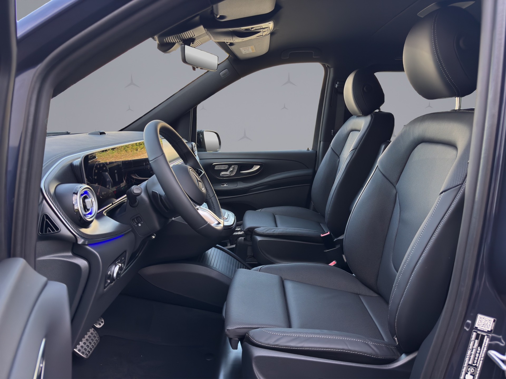 MERCEDES-BENZ V 300 d Exclusive Swiss Edition L 4Matic-image-8