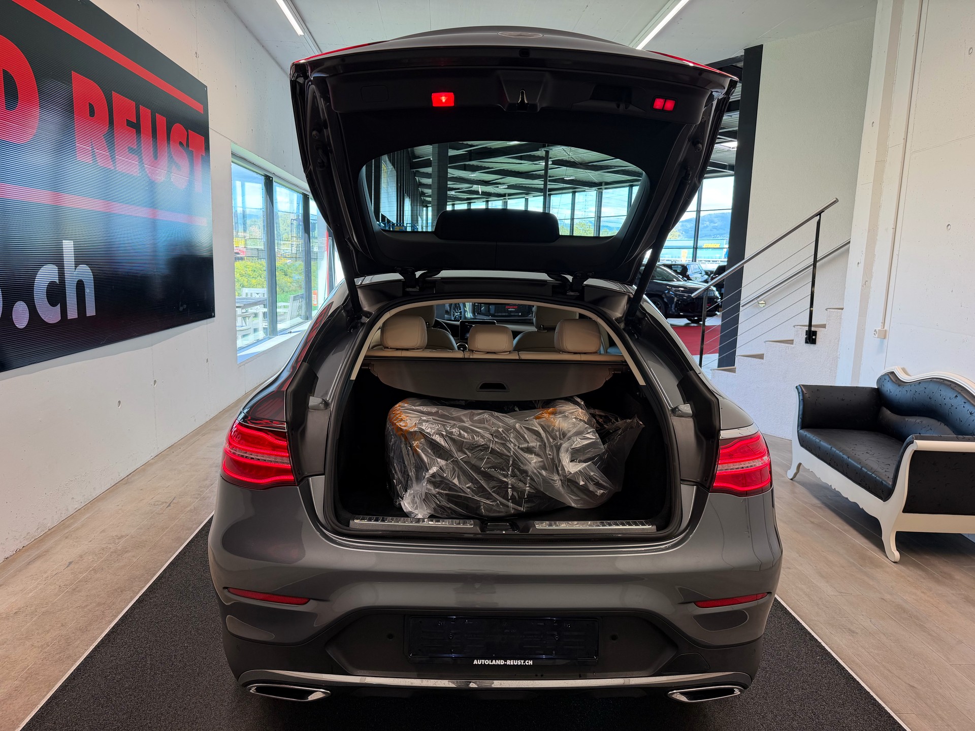 MERCEDES-BENZ GLC Coupé 250 d AMG Line 4Matic 9G-Tronic-image-8
