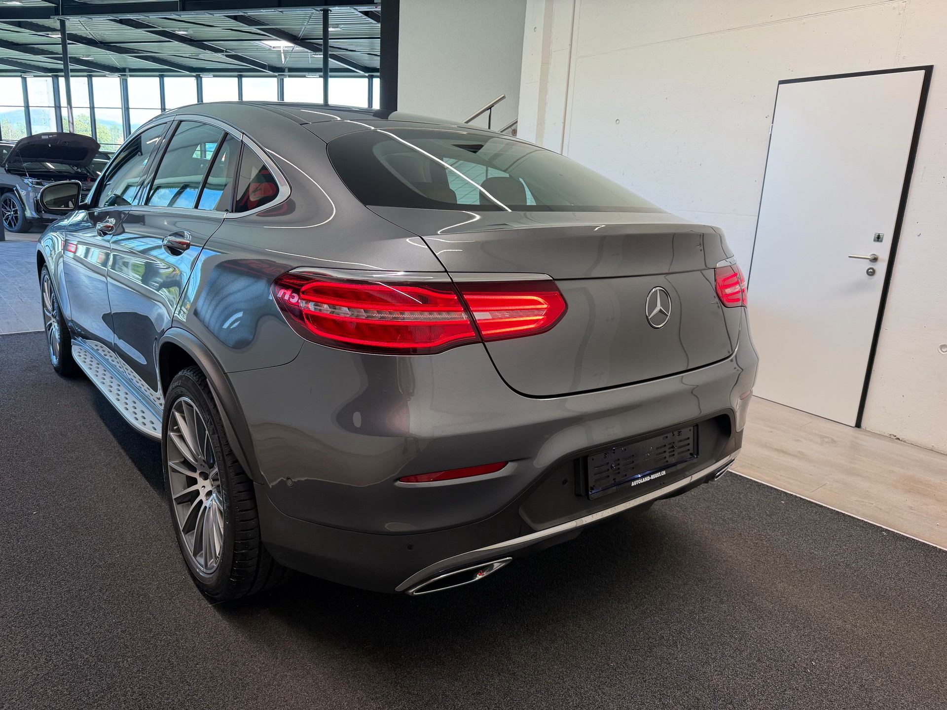 MERCEDES-BENZ GLC Coupé 250 d AMG Line 4Matic 9G-Tronic-image-5
