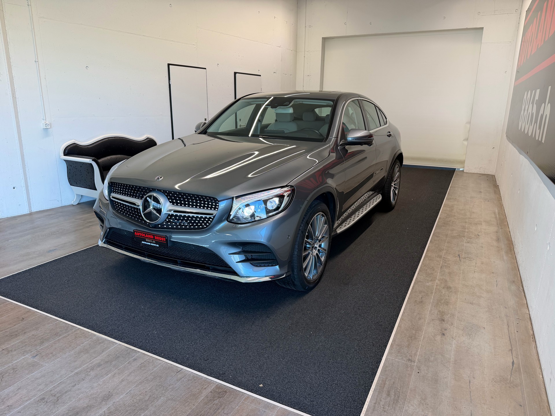 MERCEDES-BENZ GLC Coupé 250 d AMG Line 4Matic 9G-Tronic-image-2
