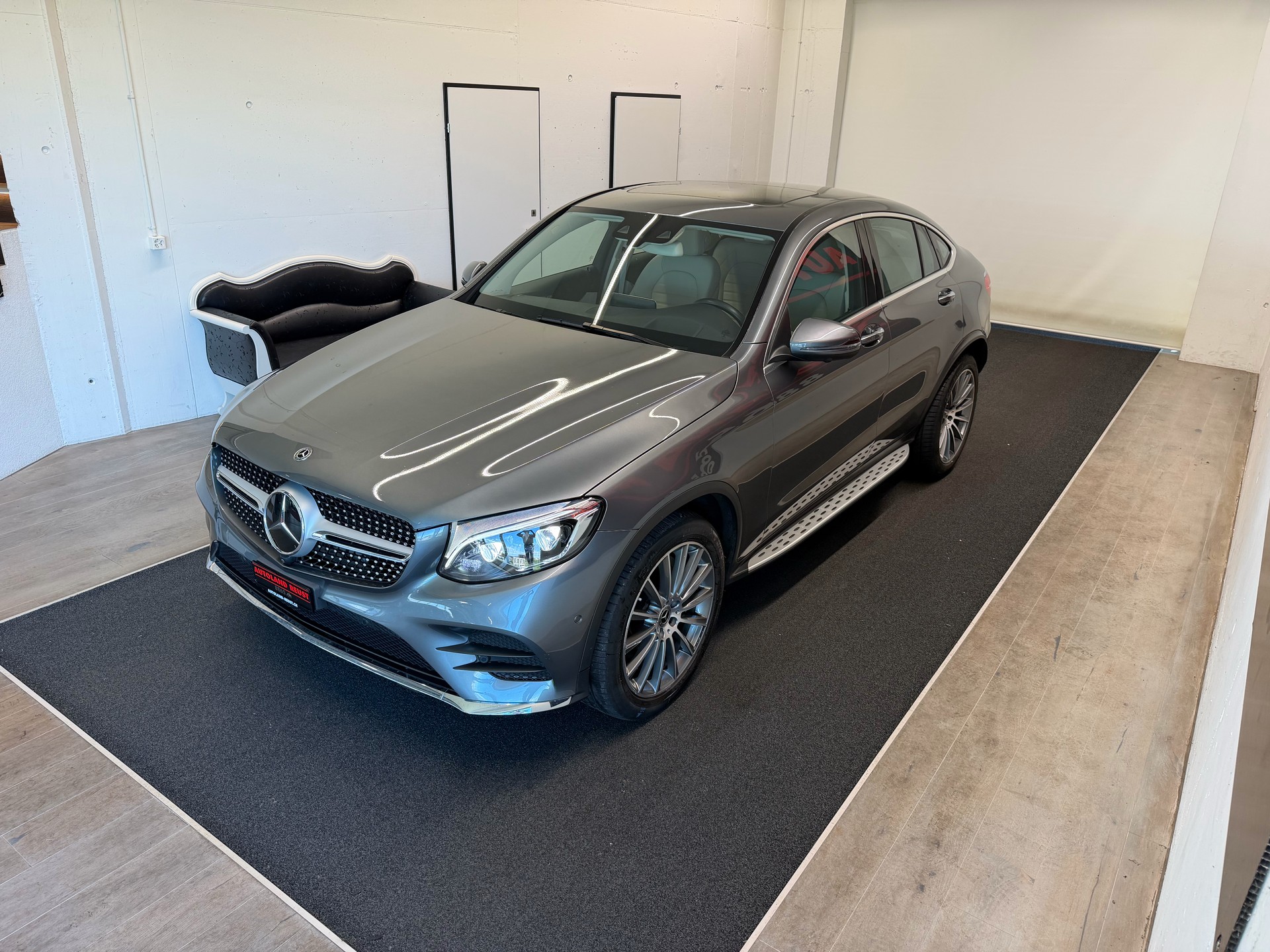 MERCEDES-BENZ GLC Coupé 250 d AMG Line 4Matic 9G-Tronic-image-3