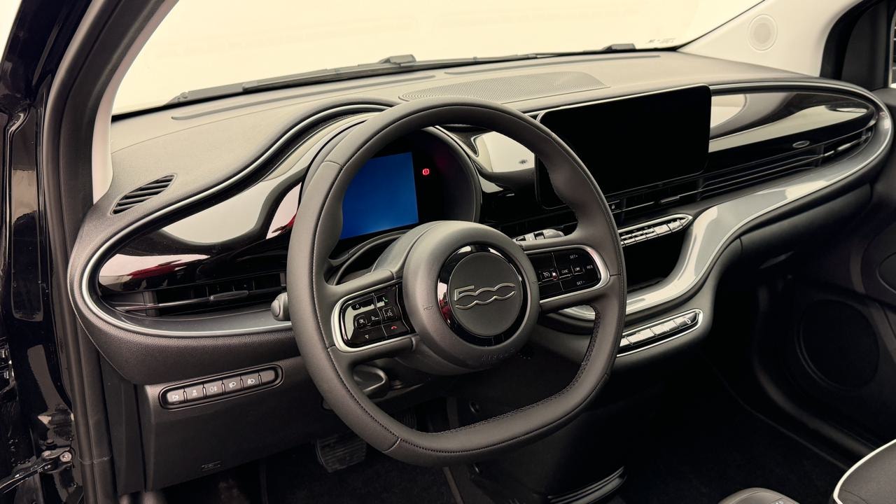 FIAT 500 electric 87kWh Icon-image-6