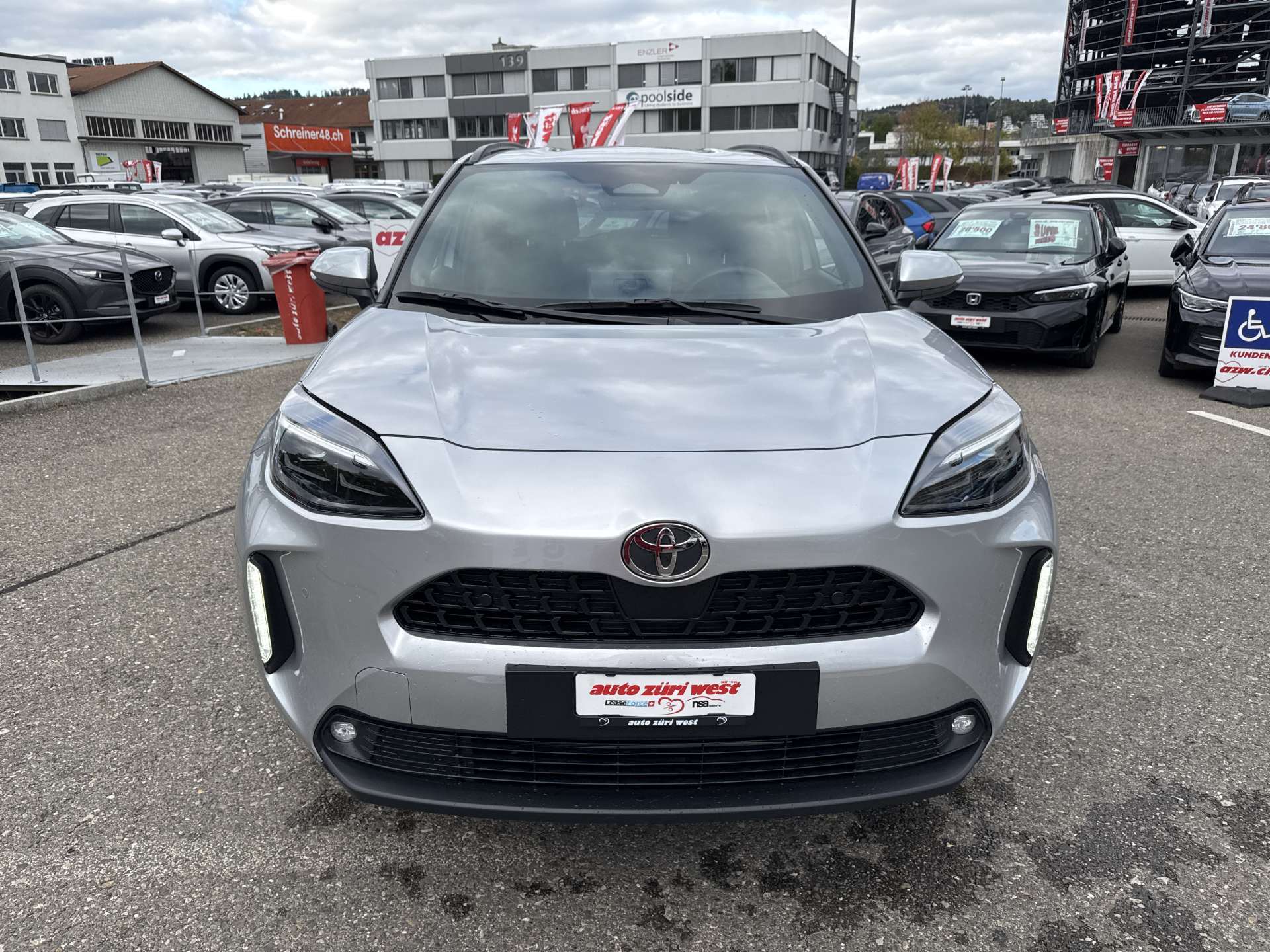 TOYOTA Yaris Cross 1.5 Trend e-CVT Automat-image-13